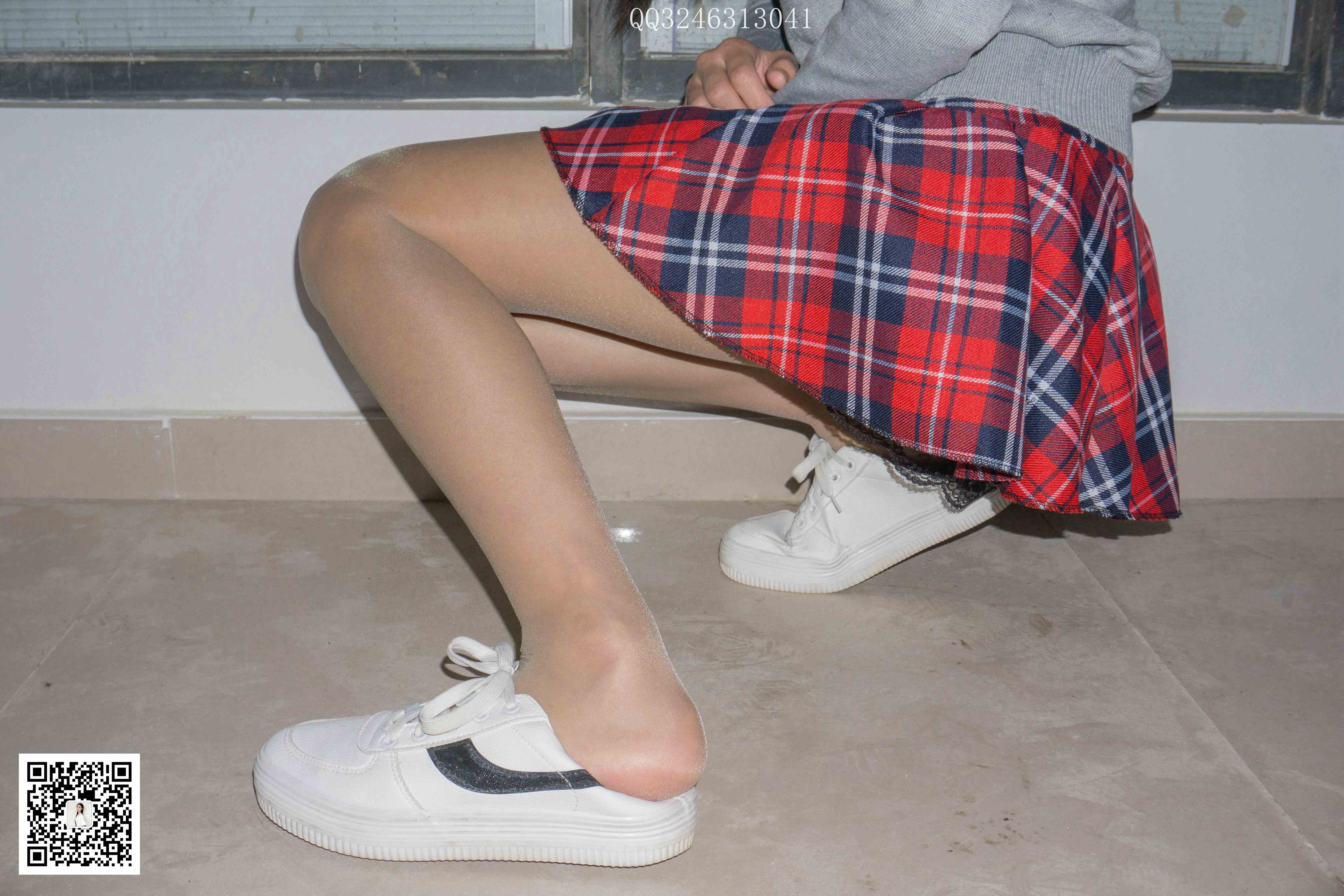 China Beauty Legs and feet 836