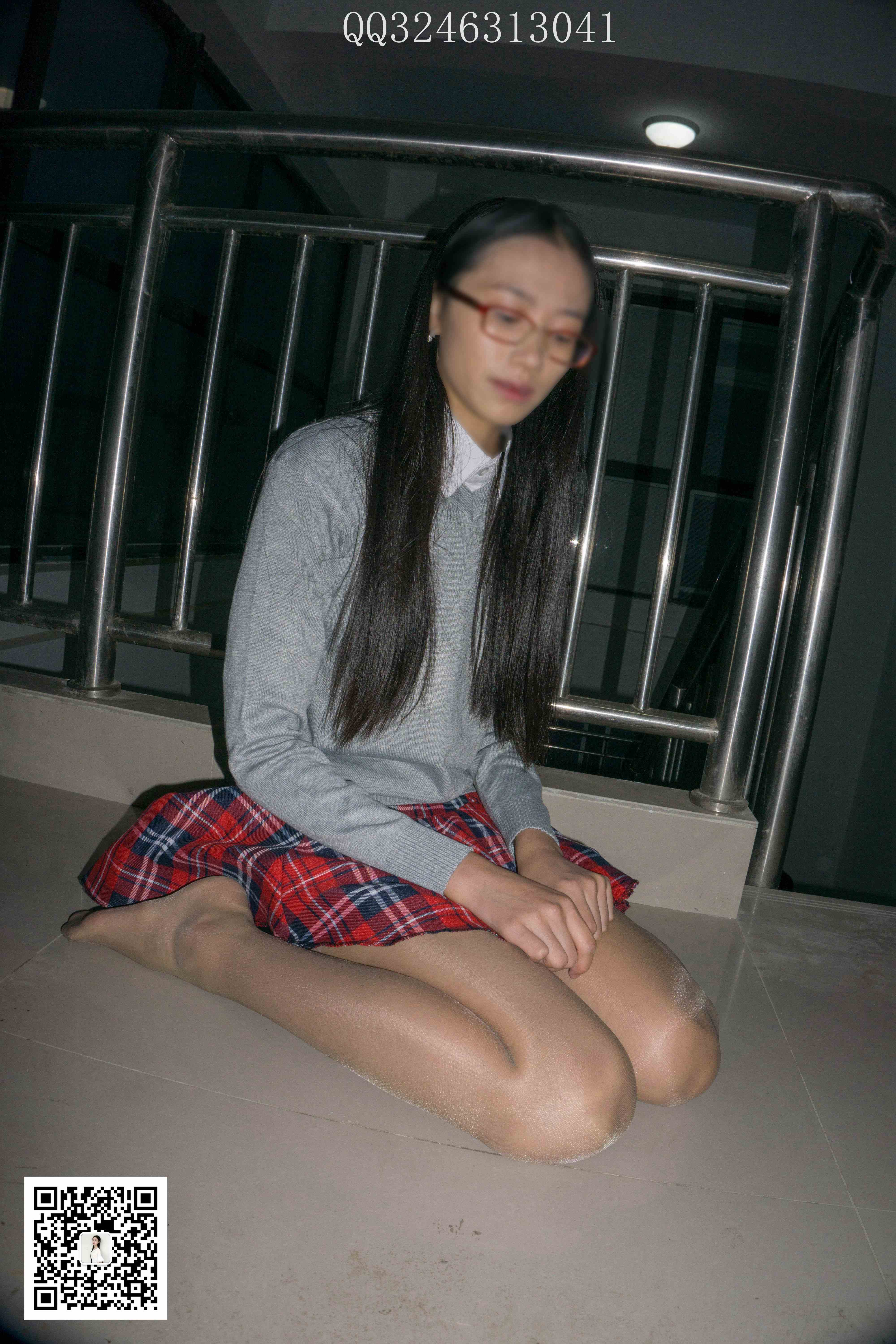 China Beauty Legs and feet 836