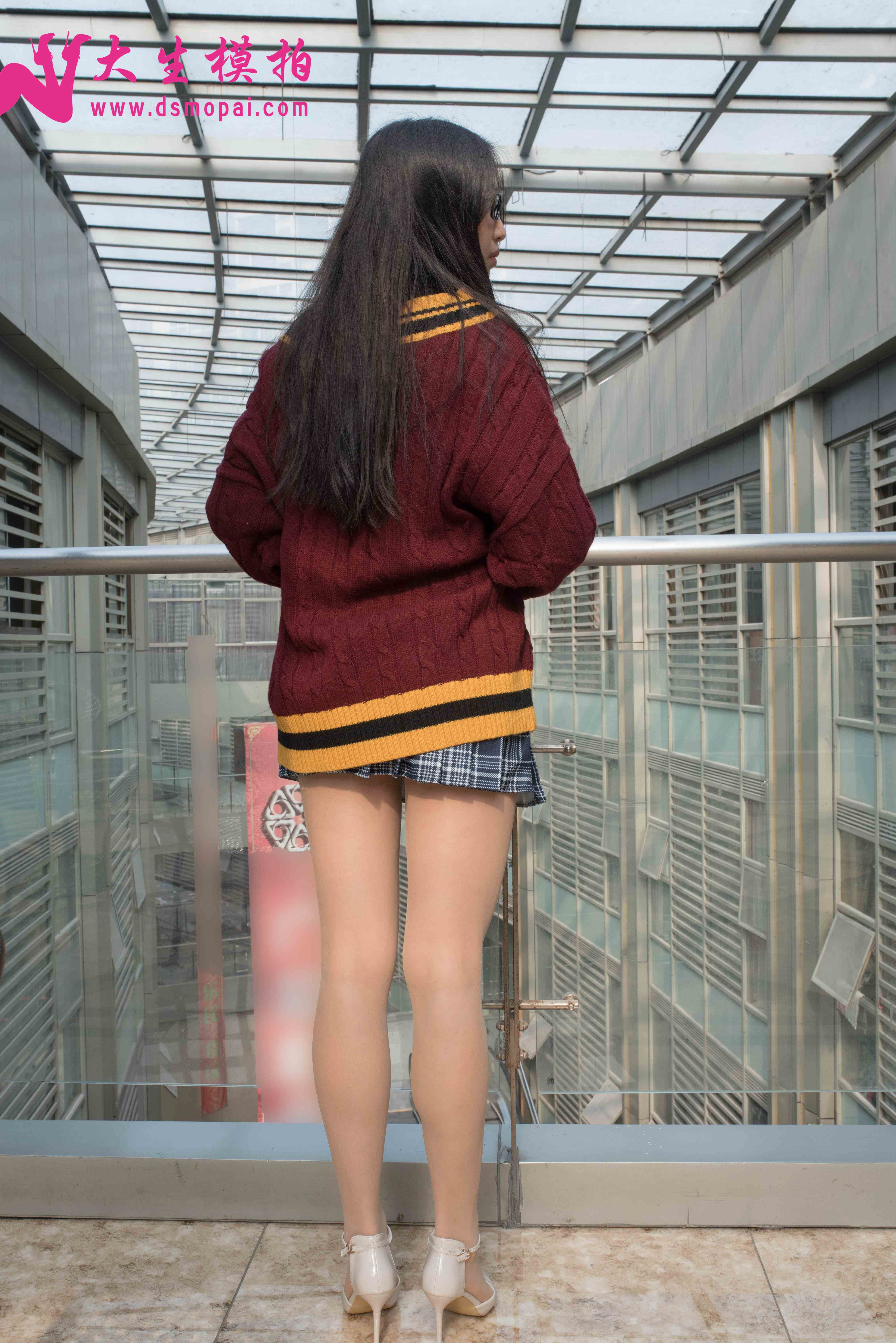 China Beauty Legs and feet 839