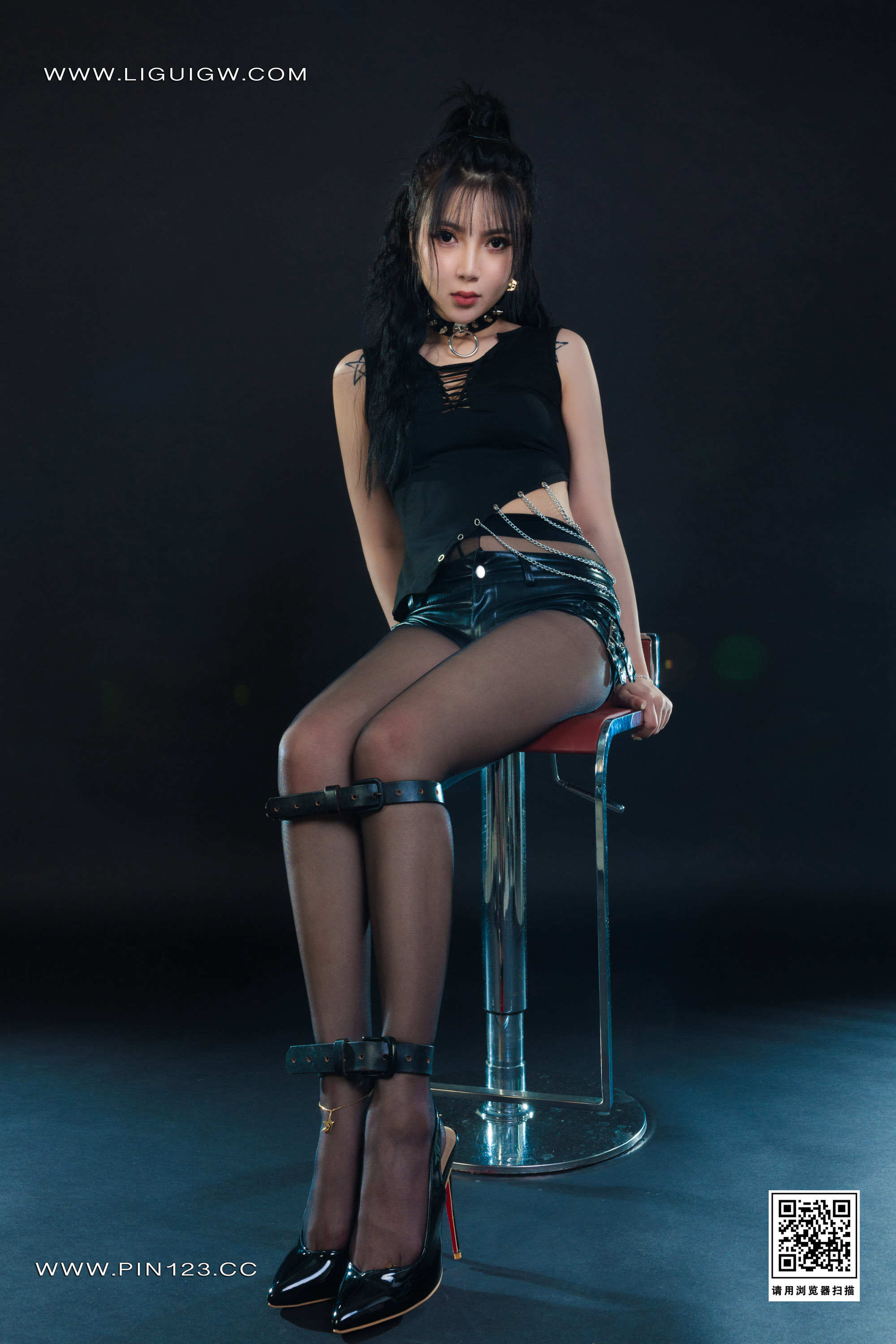 Chinese lady bondage 533