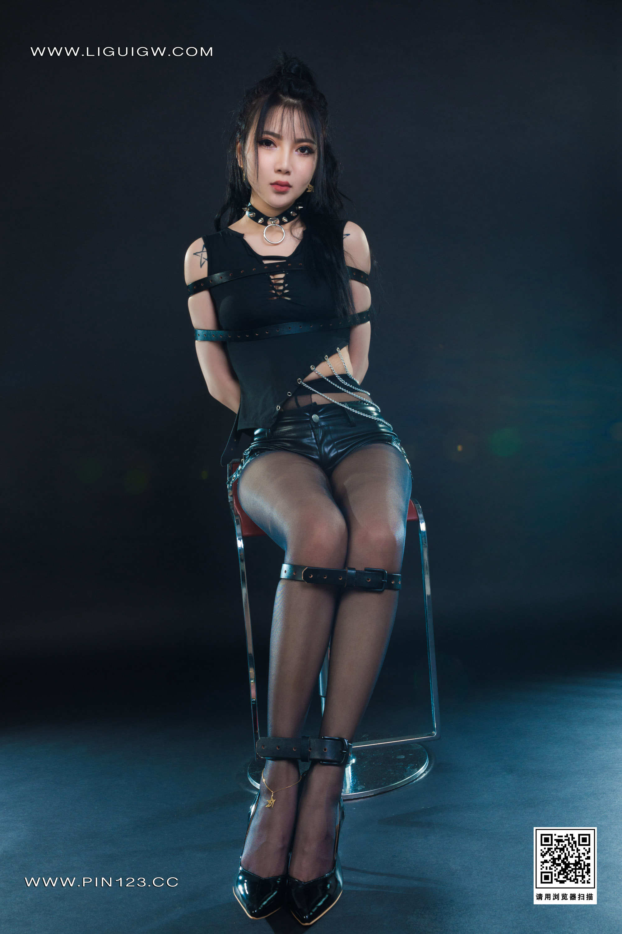 Chinese lady bondage 533