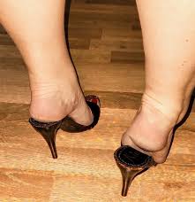 Shoe and foot fetish