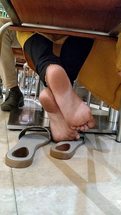 Shoe and foot fetish