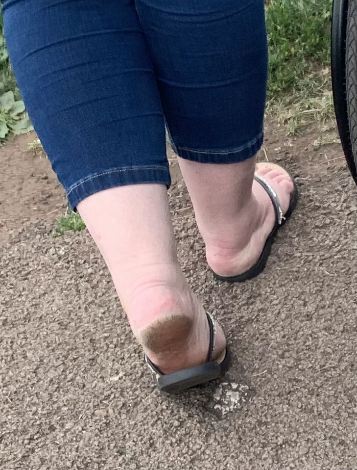 Shoe and foot fetish