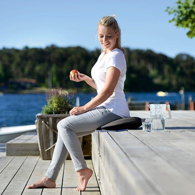 Shoe and foot fetish