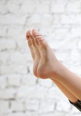 Shoe and foot fetish