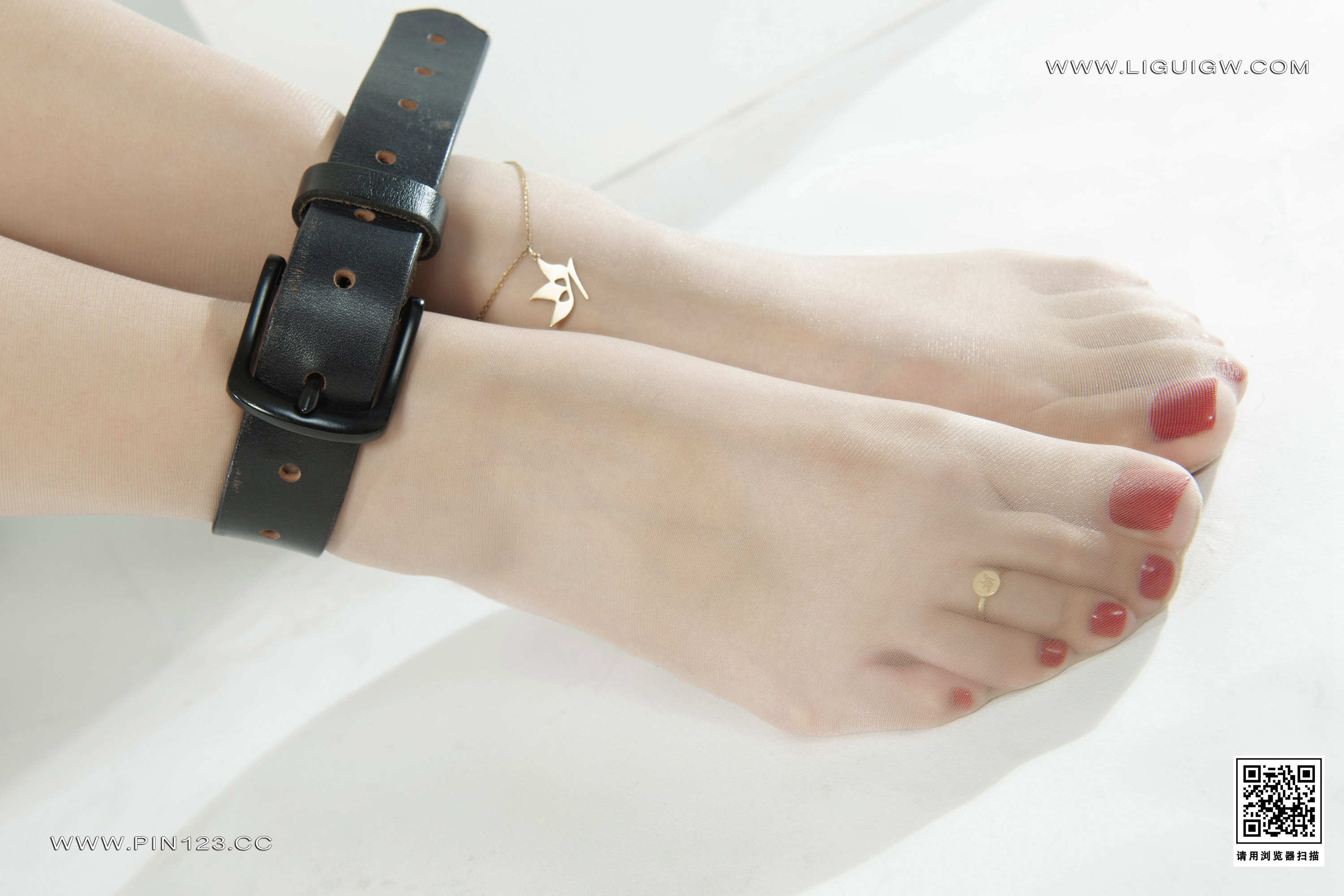 Chinese lady bondage 535