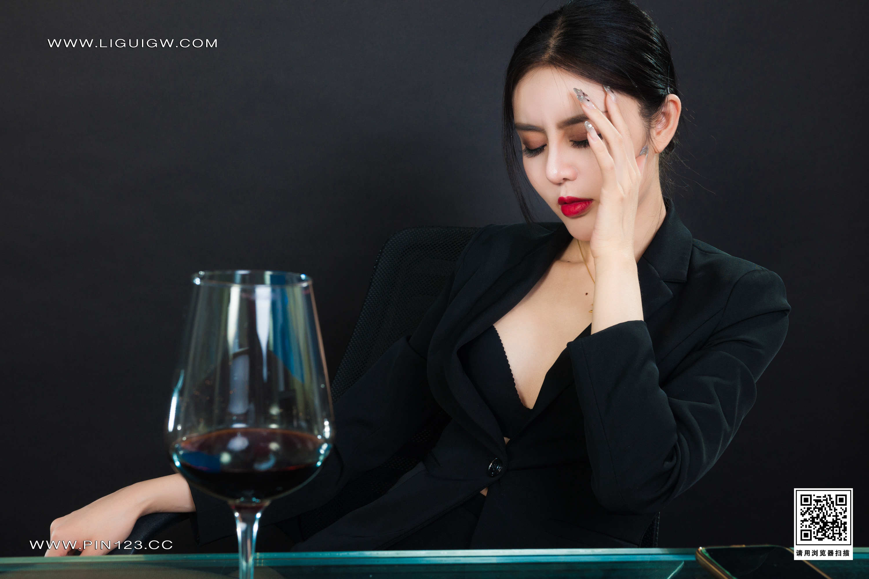 Chinese lady bondage 539-1