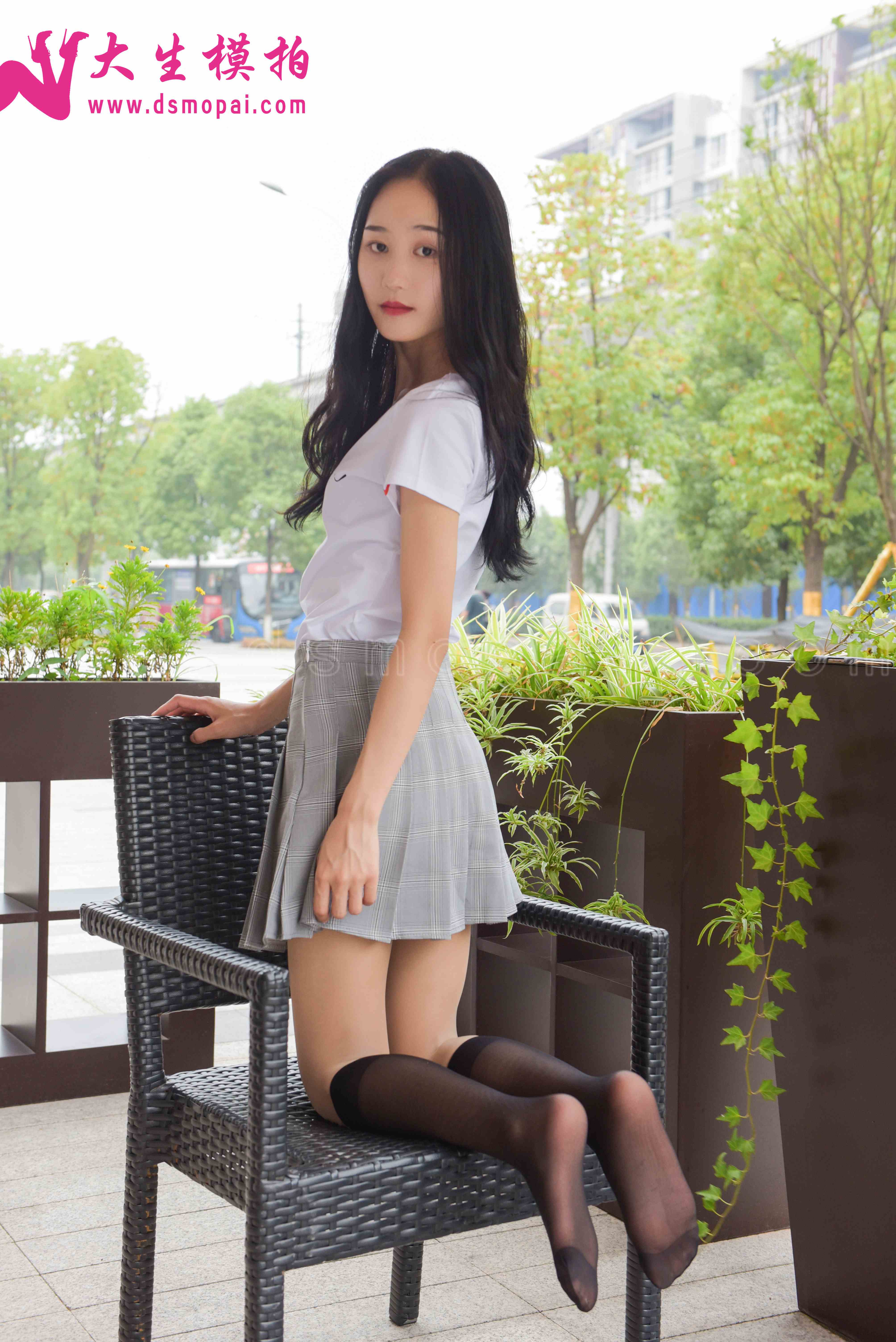 China Beauty Legs and feet 858