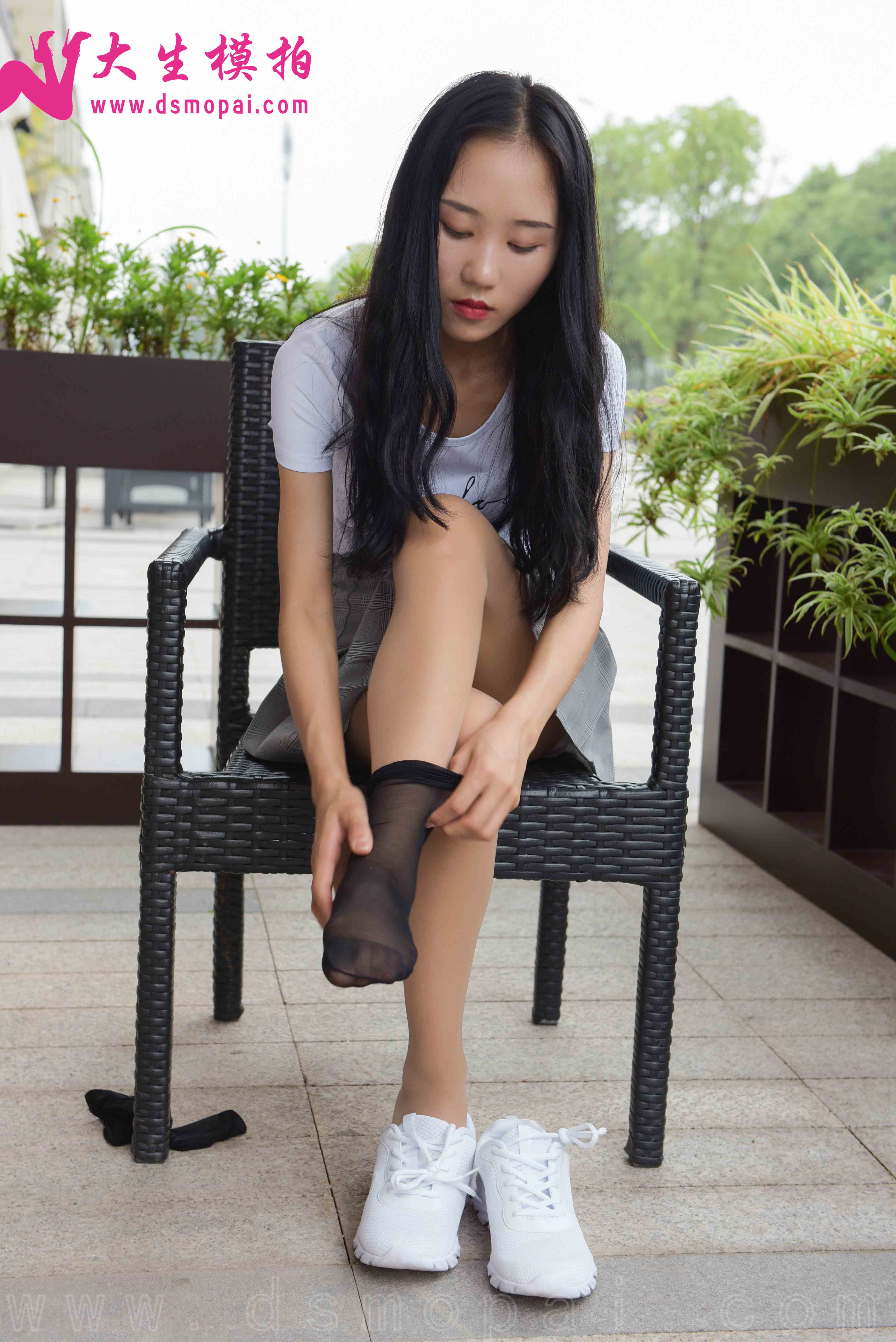 China Beauty Legs and feet 858