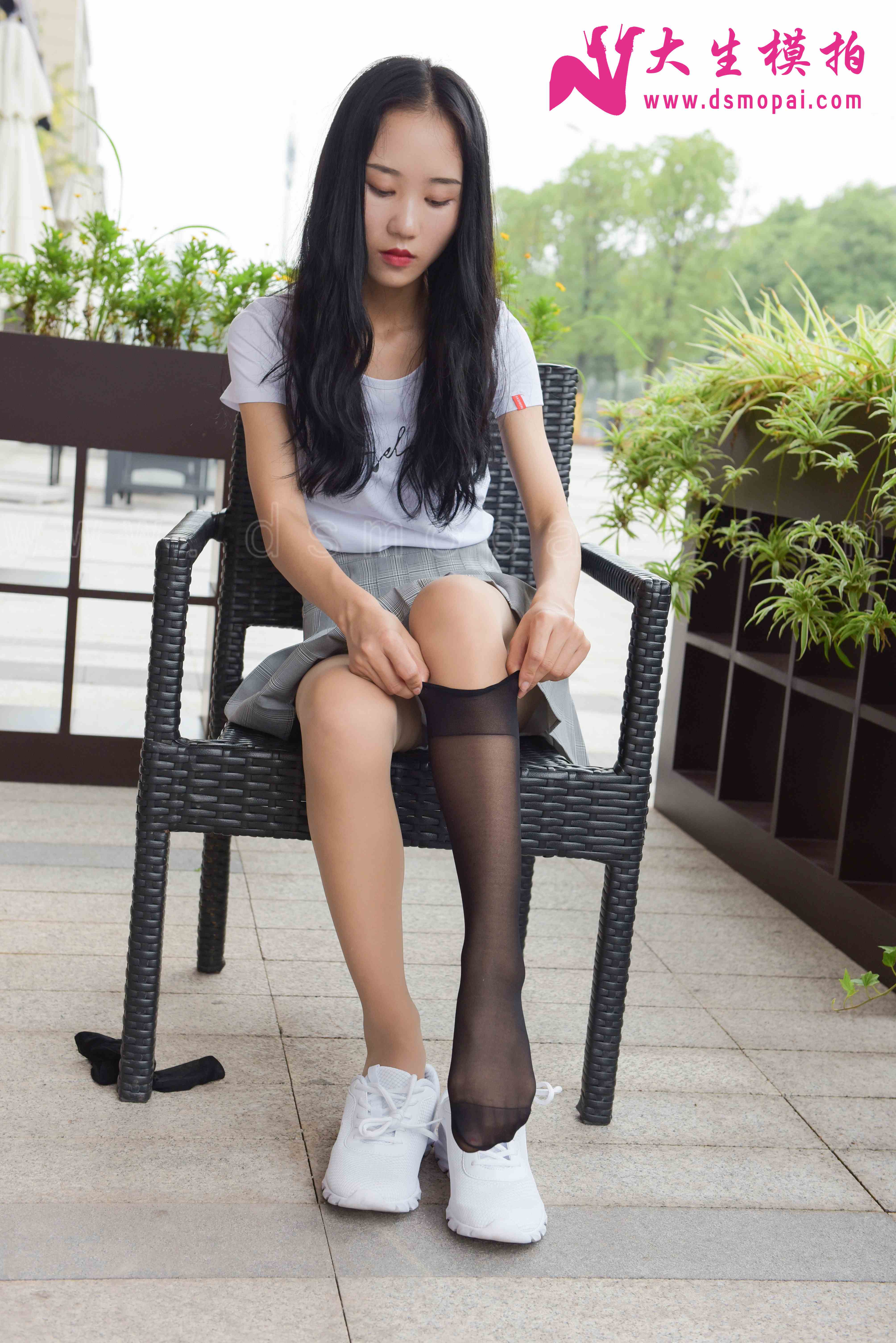 China Beauty Legs and feet 858