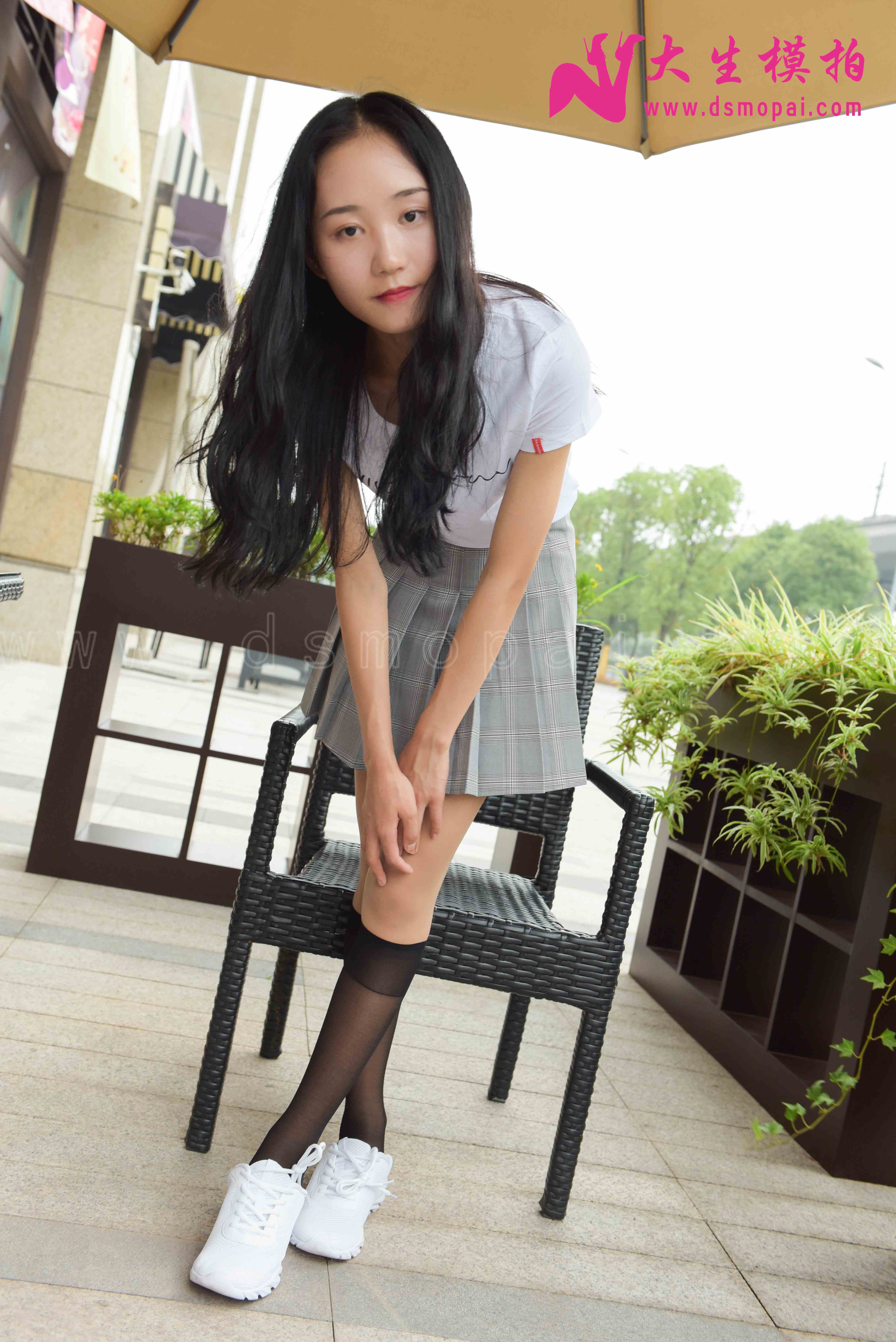 China Beauty Legs and feet 858