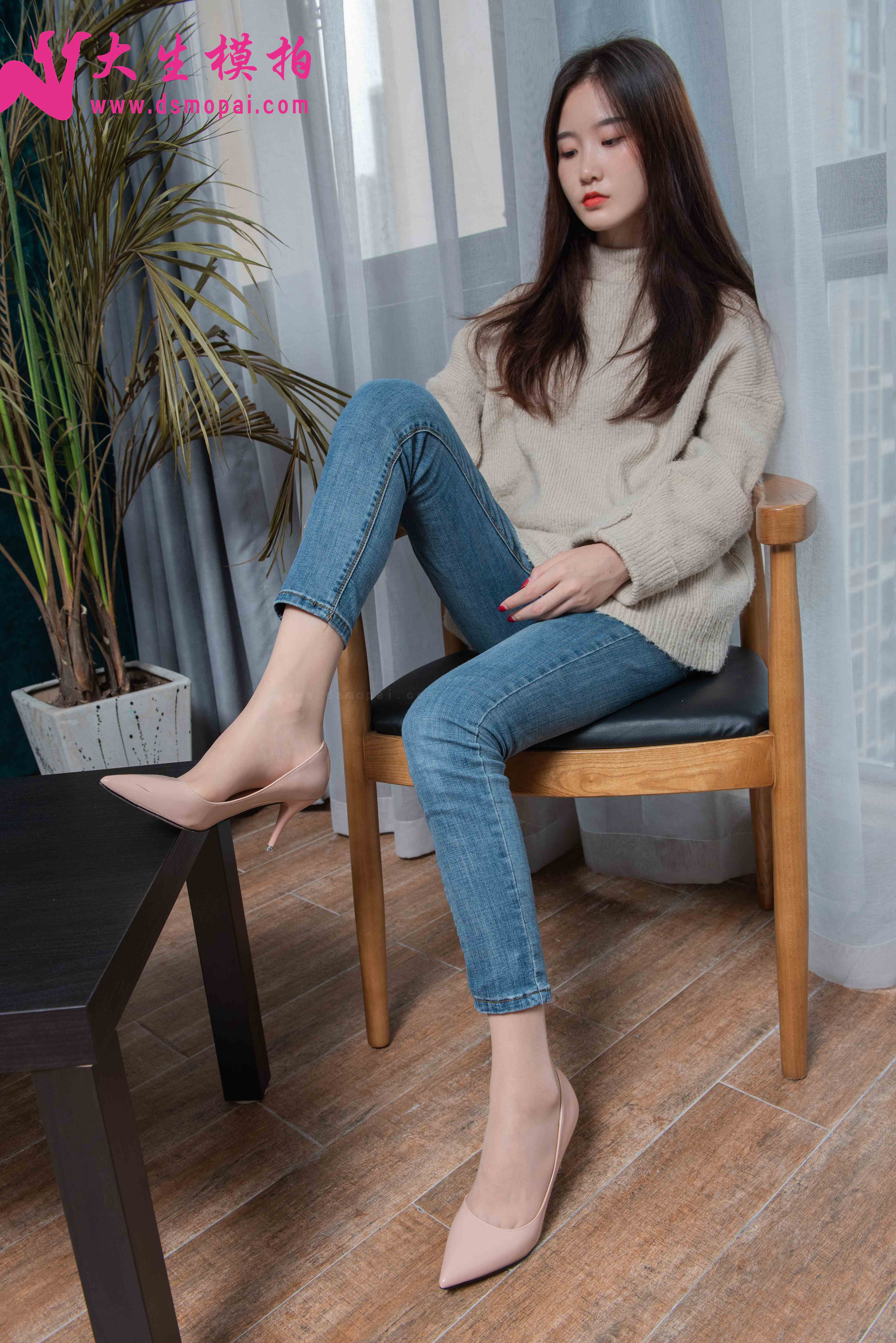 China Beauty Legs and feet 867