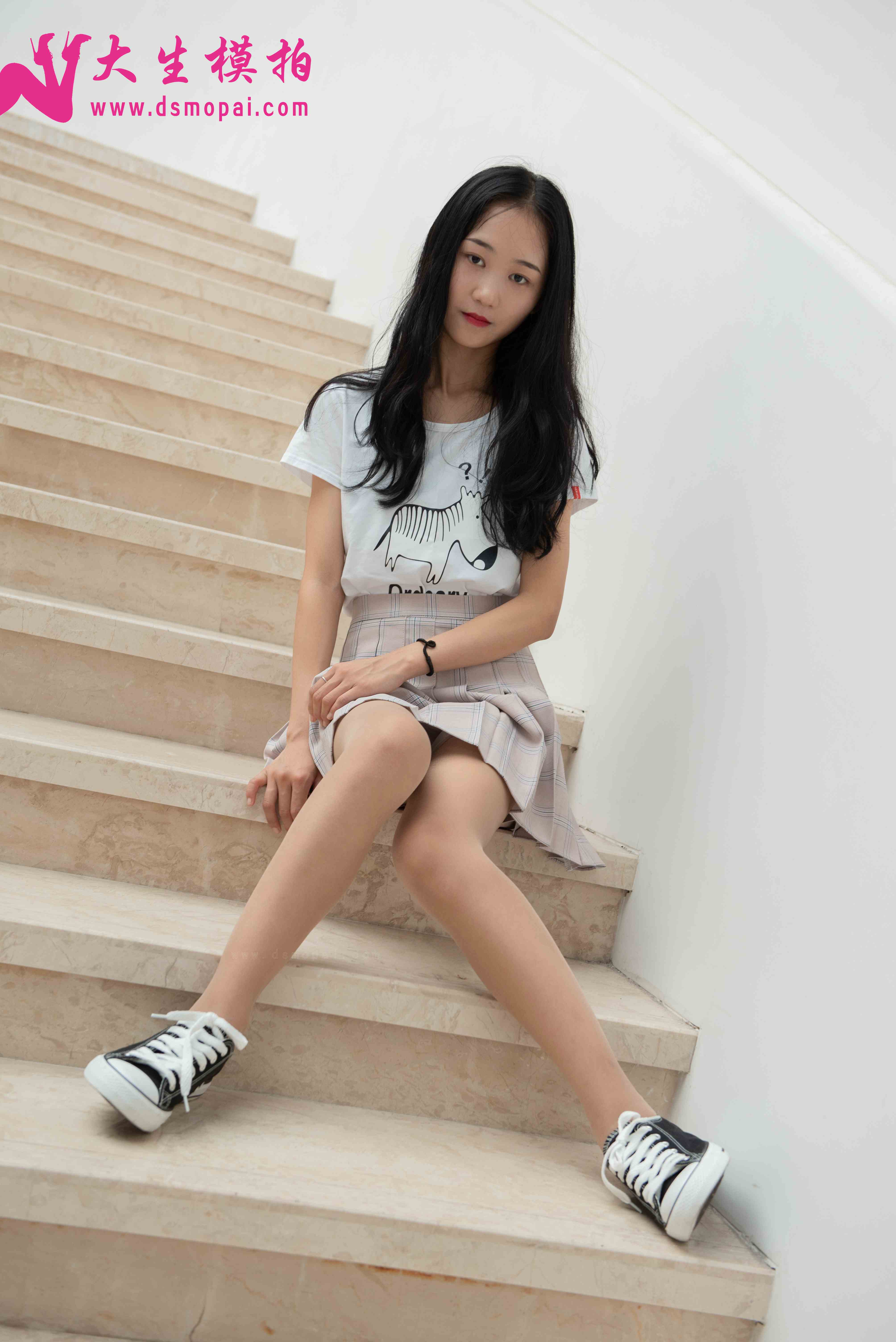 China Beauty Legs and feet 868