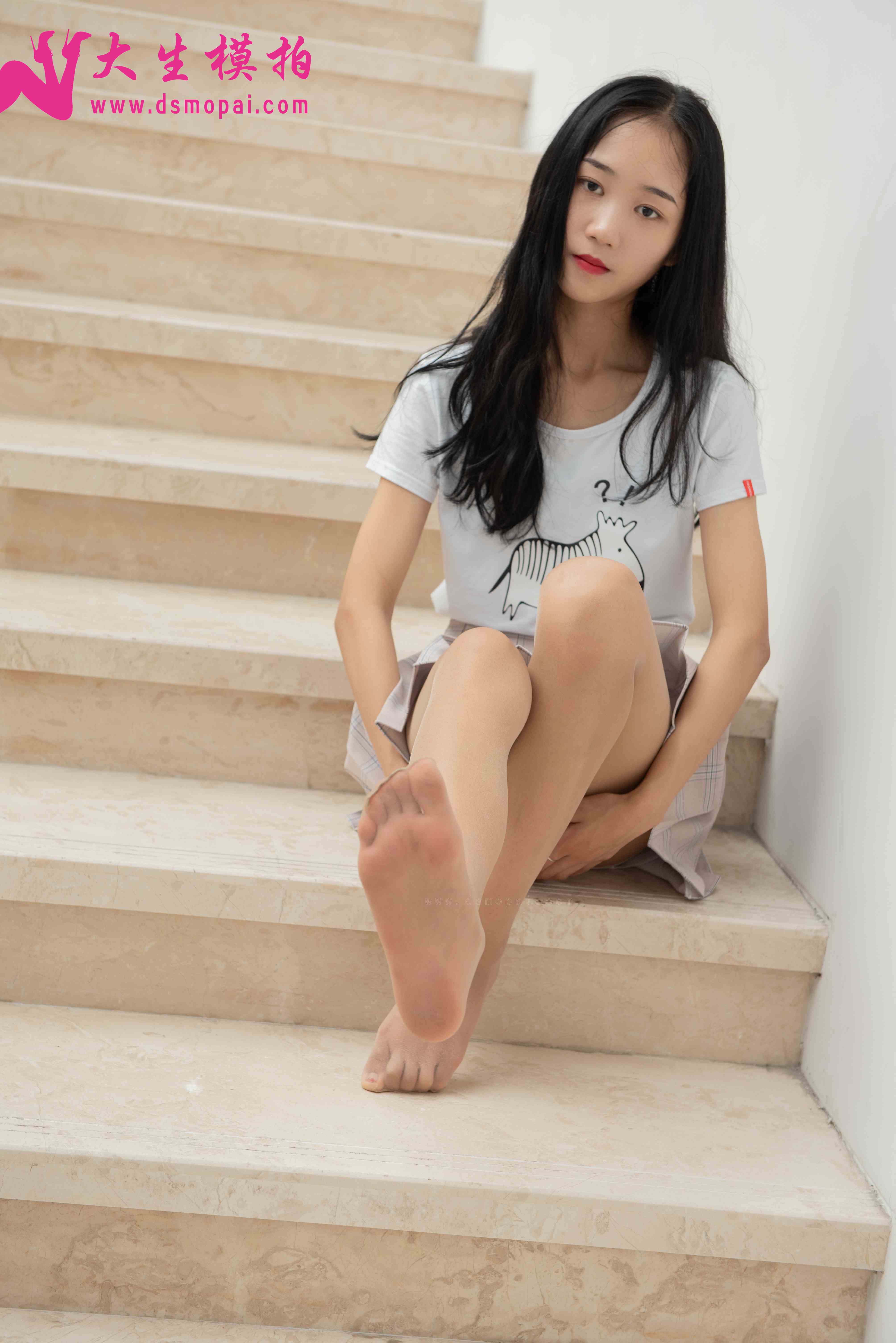 China Beauty Legs and feet 868