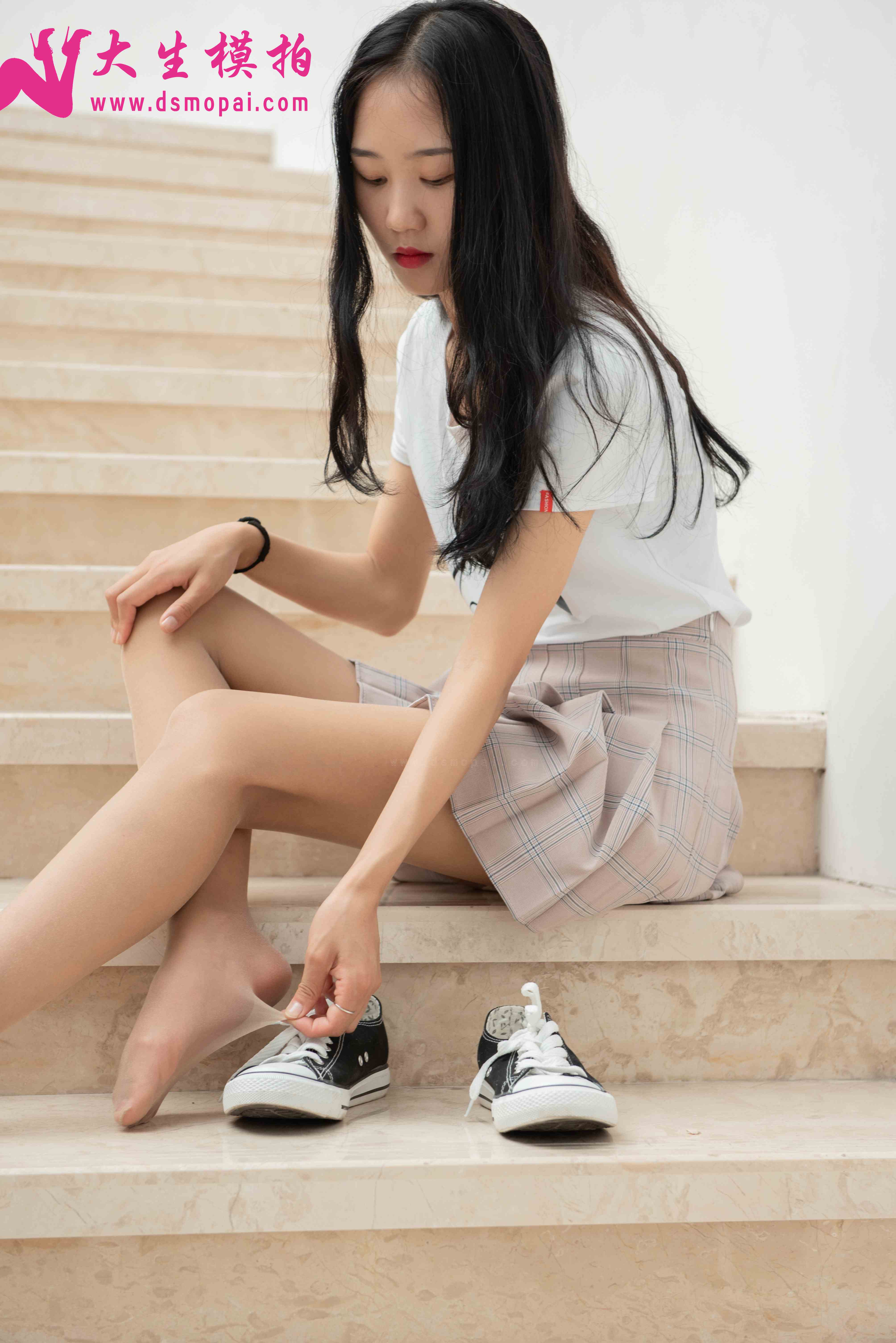 China Beauty Legs and feet 868