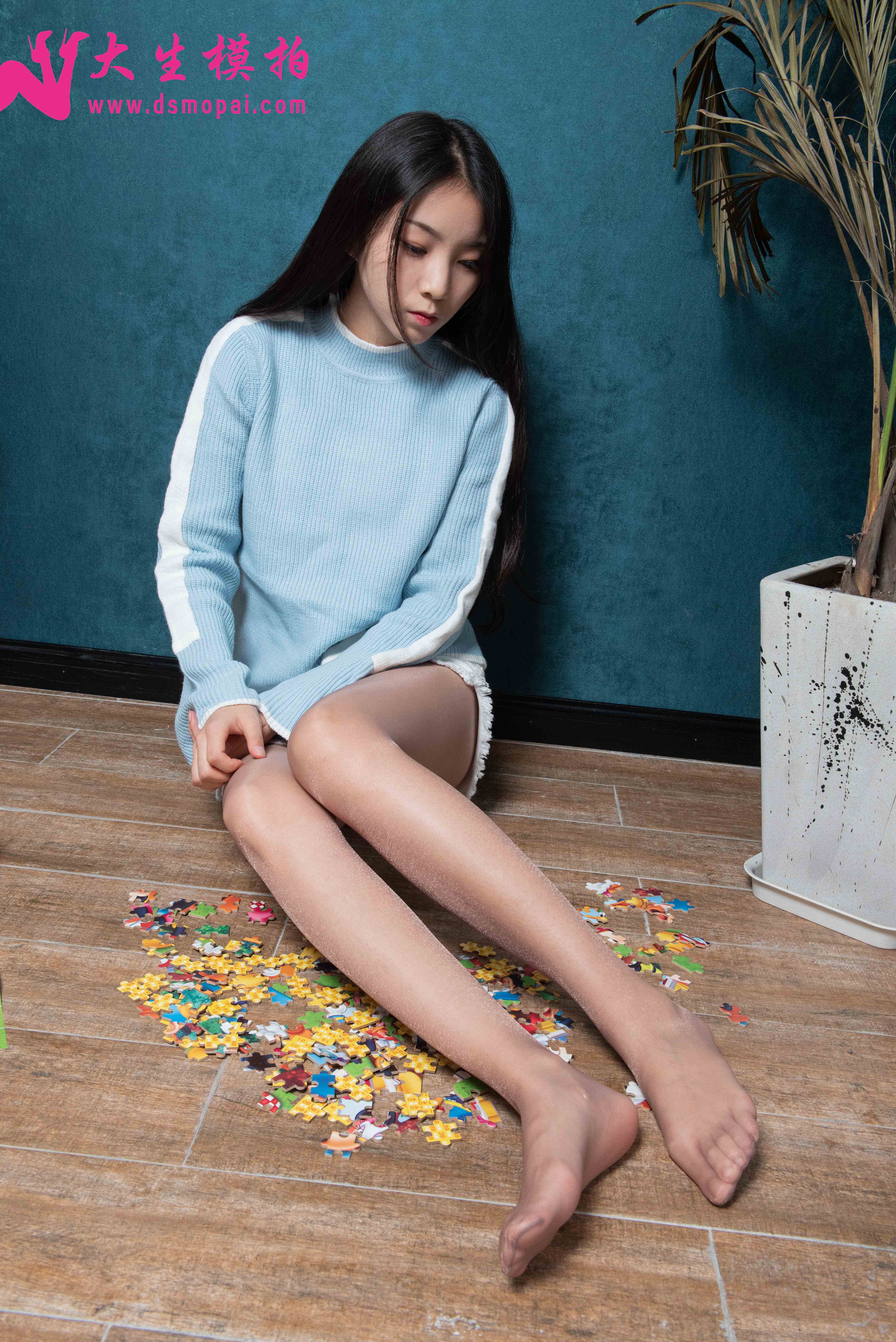 China Beauty Legs and feet 870