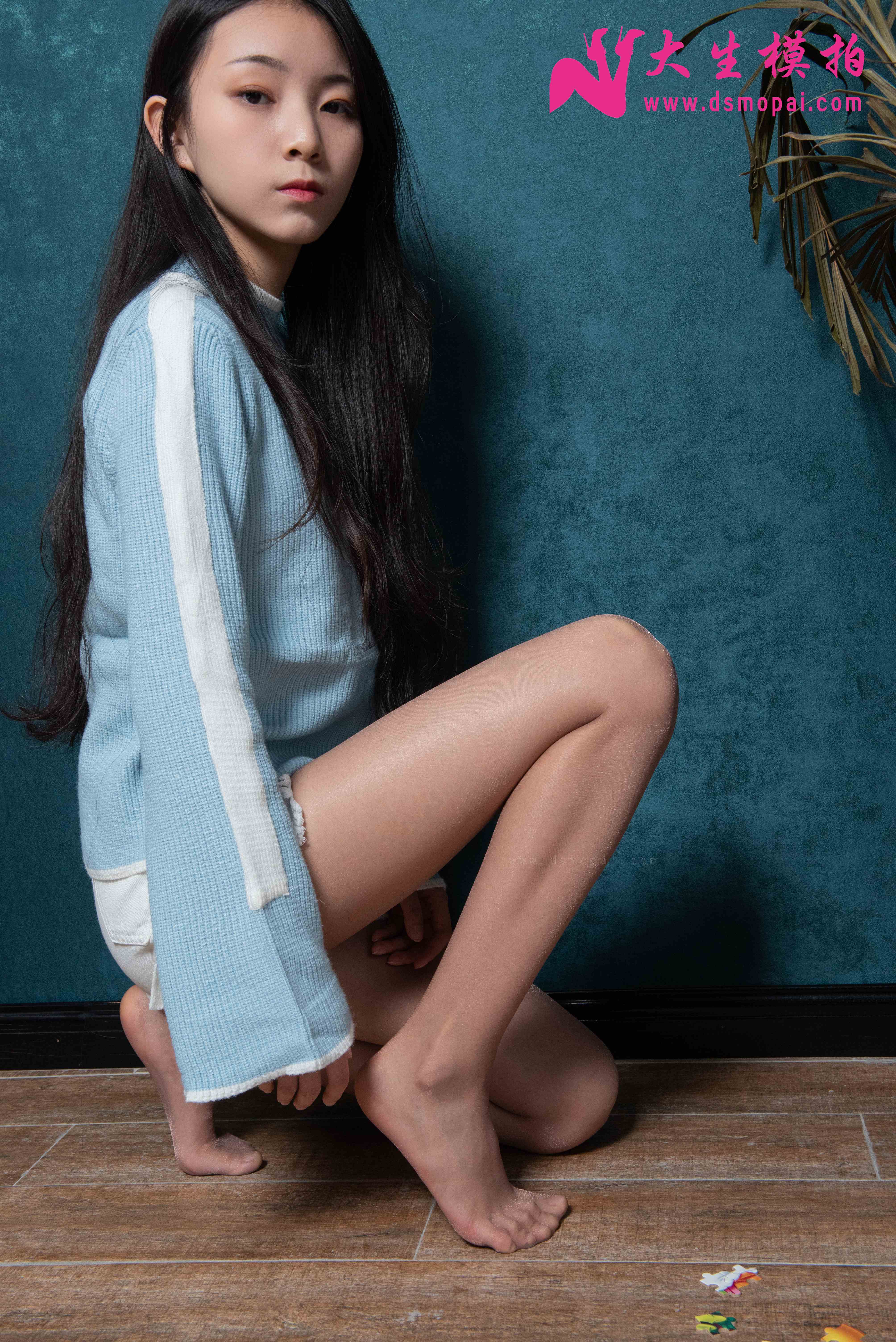 China Beauty Legs and feet 870