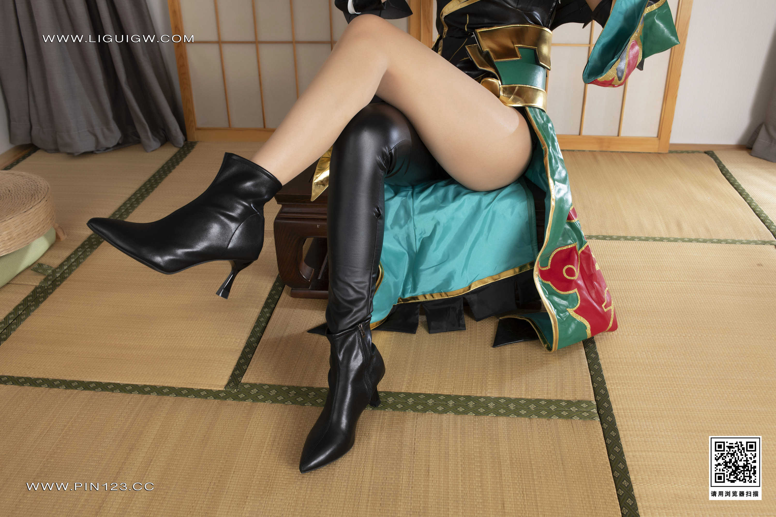 Chinese lady bondage 546