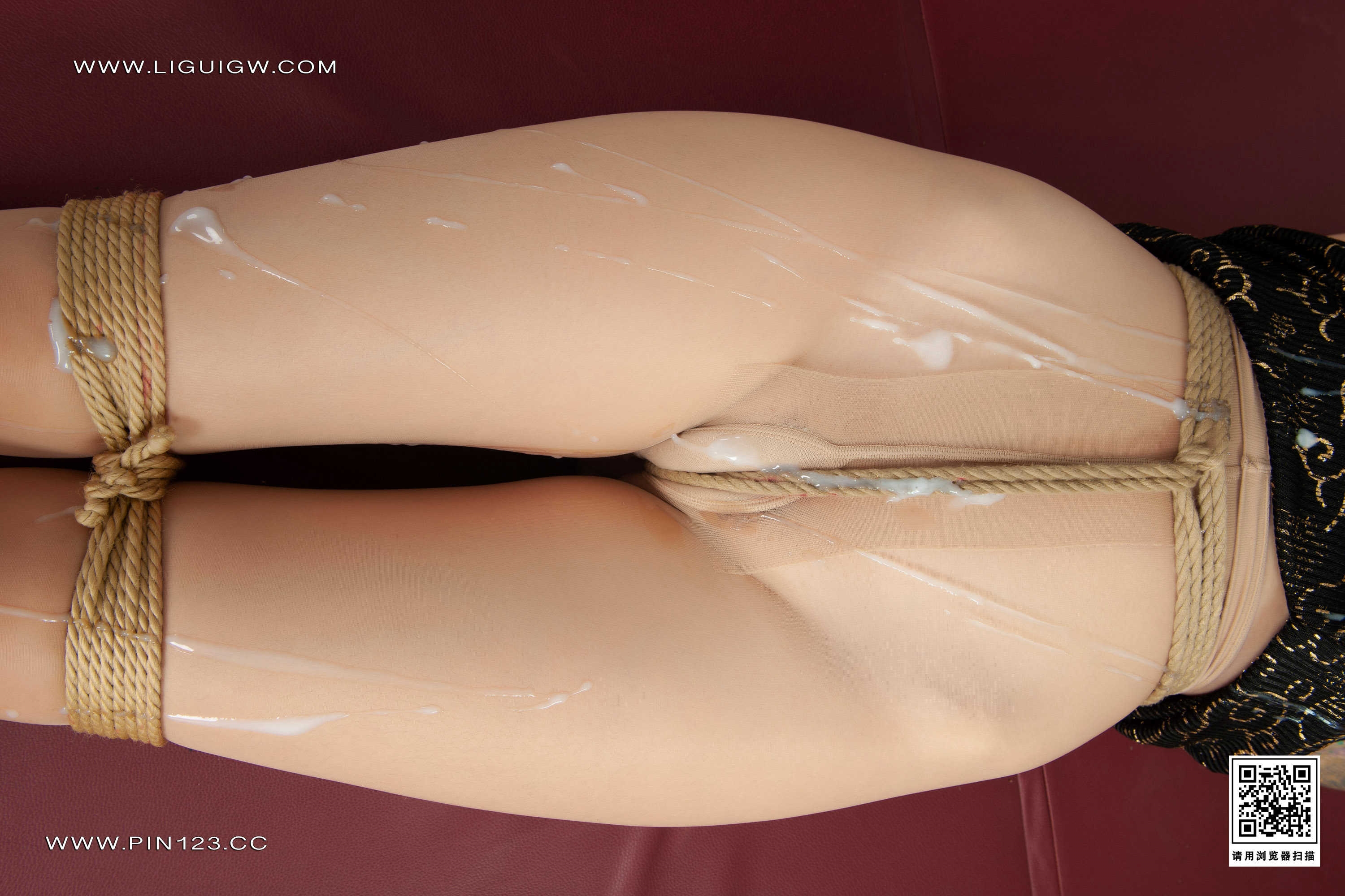 Chinese lady bondage 550