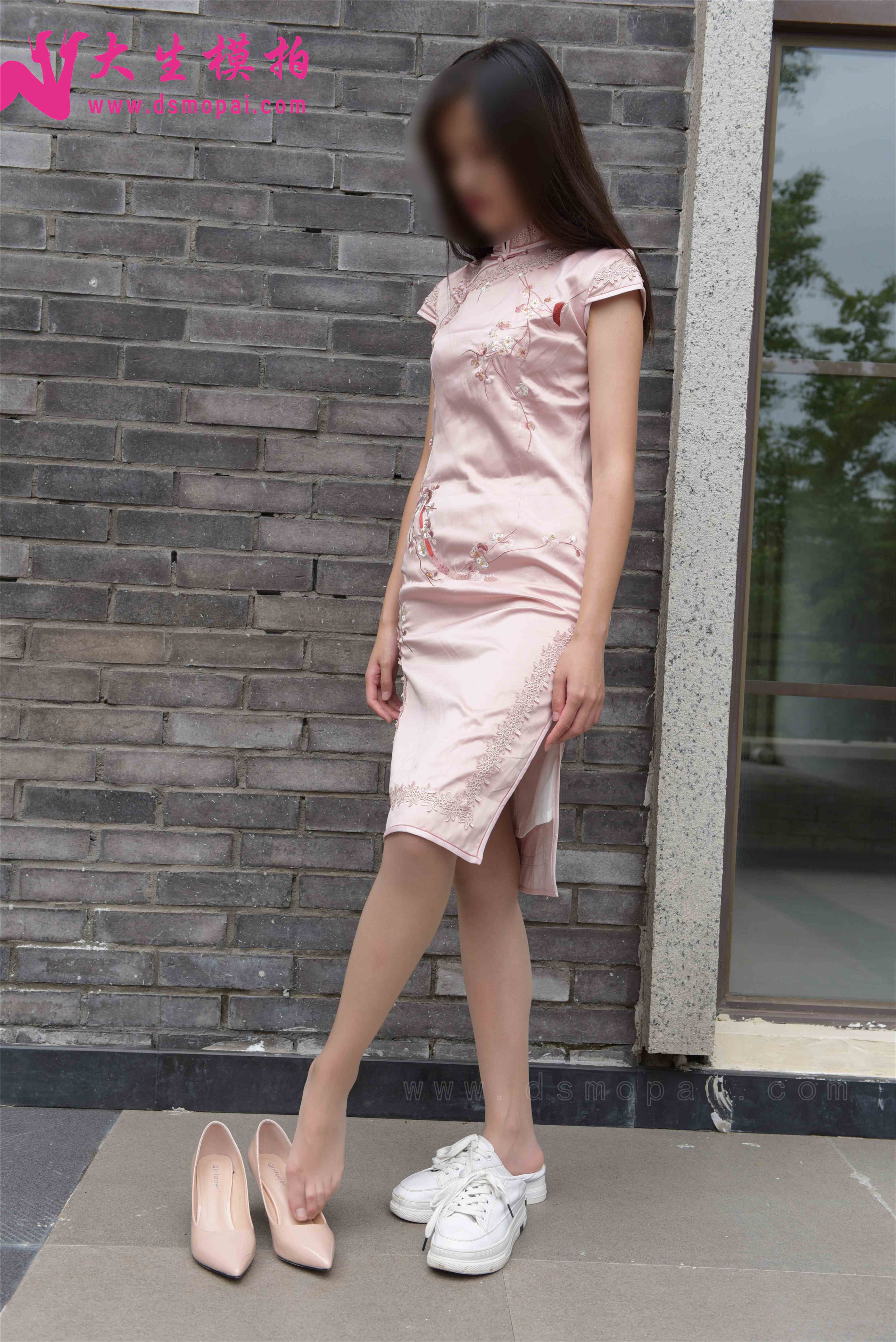 China Beauty Legs and feet 879