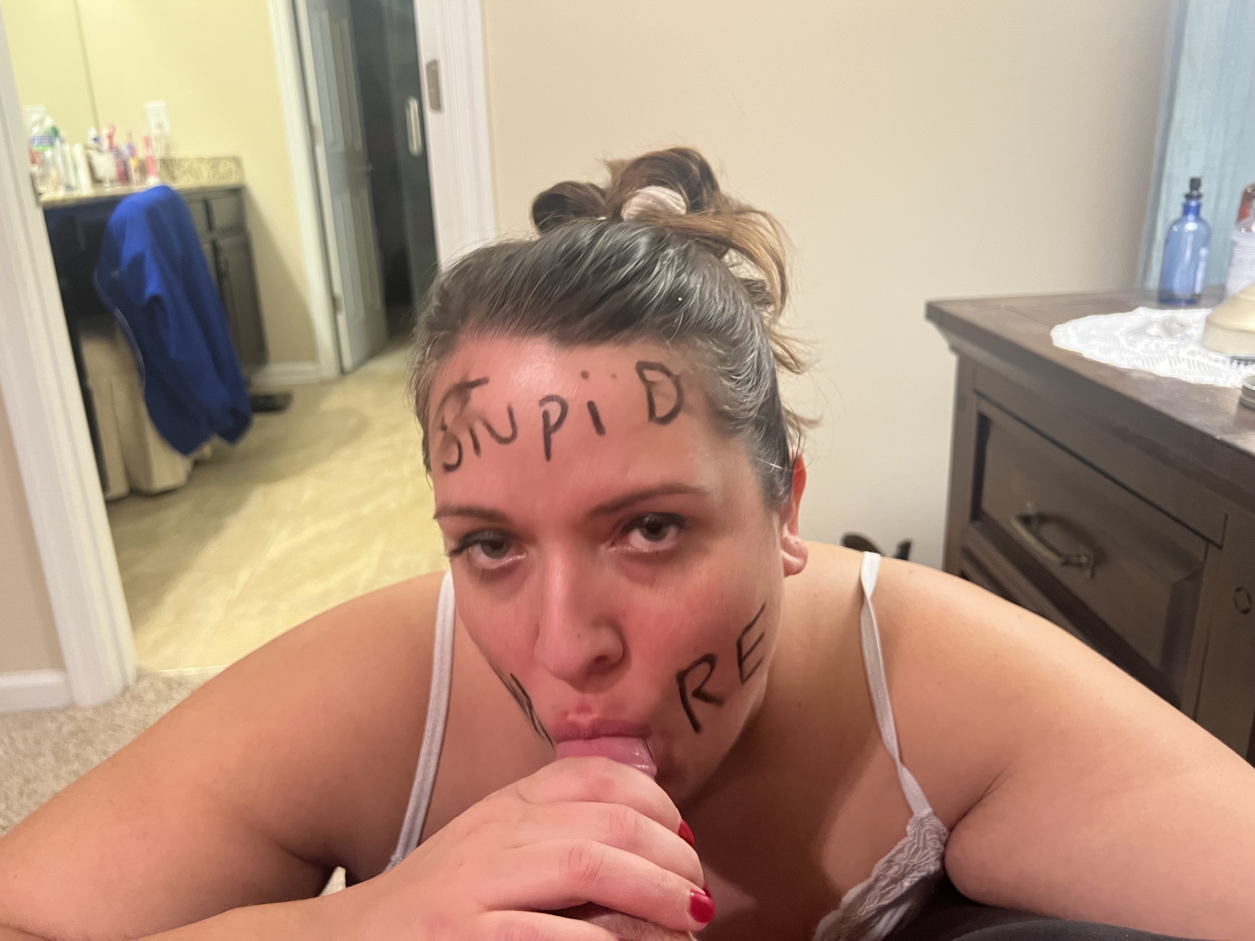 Whitney wants to Be A Webslut .. Help her