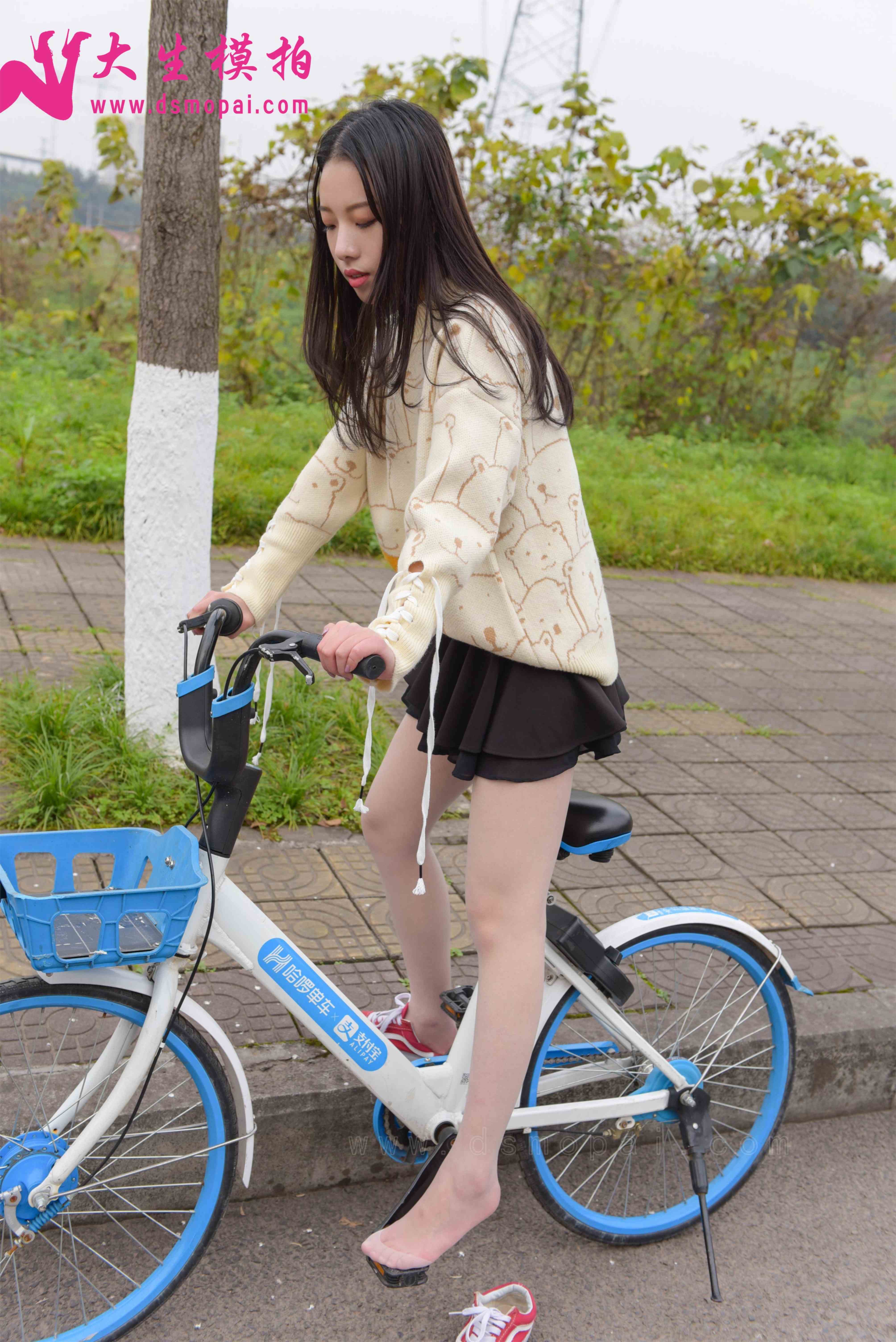 China Beauty Legs and feet 881