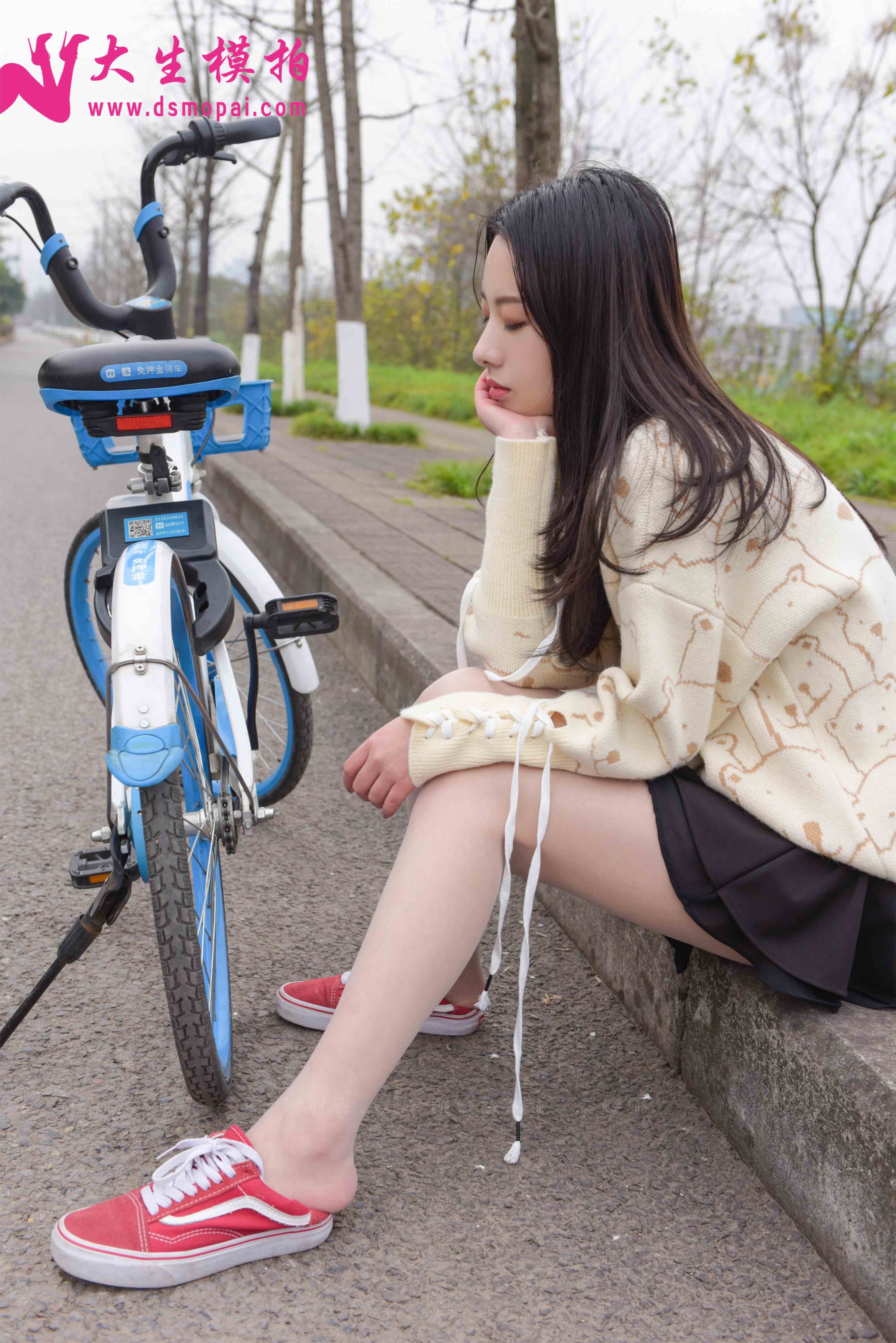 China Beauty Legs and feet 881