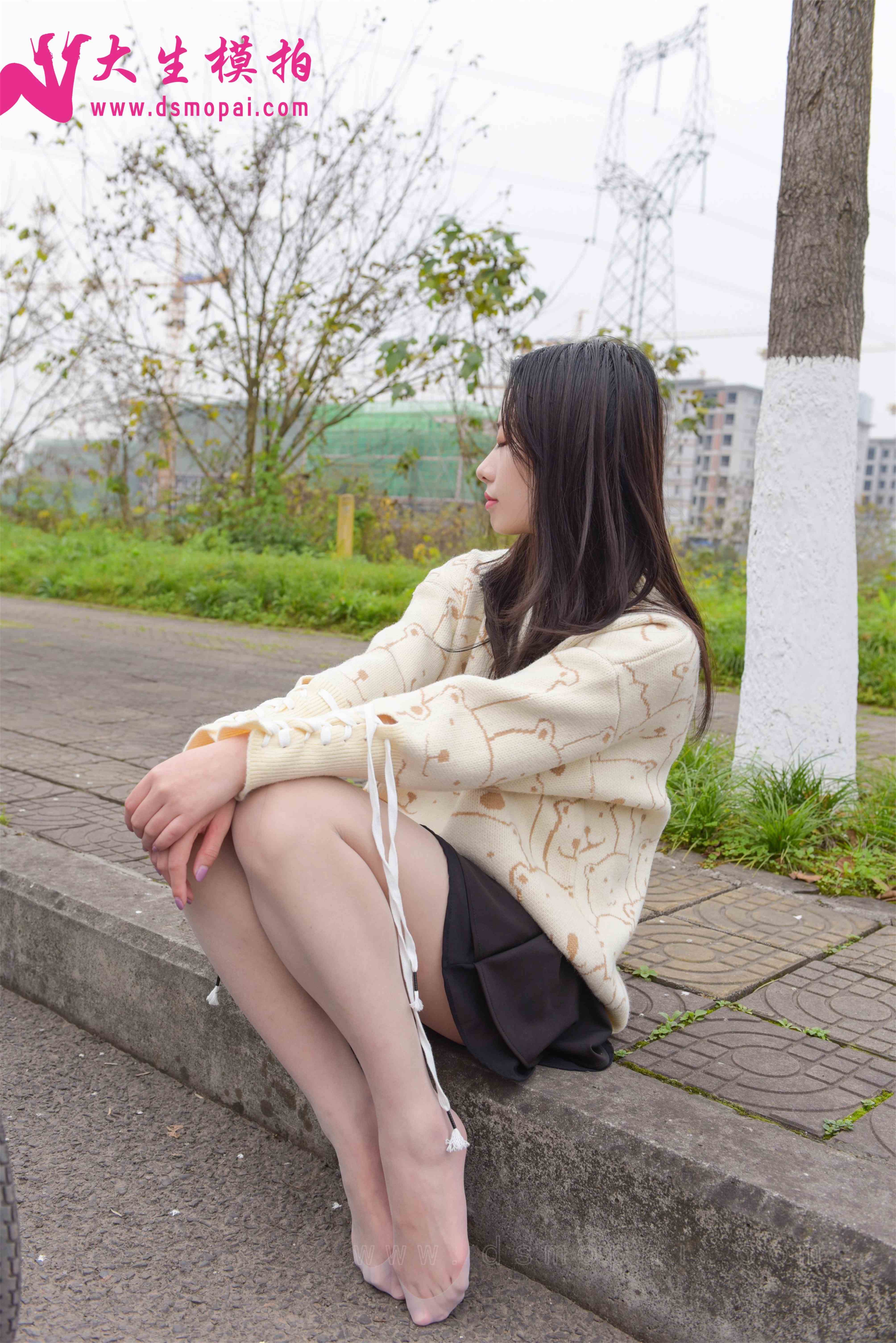 China Beauty Legs and feet 881