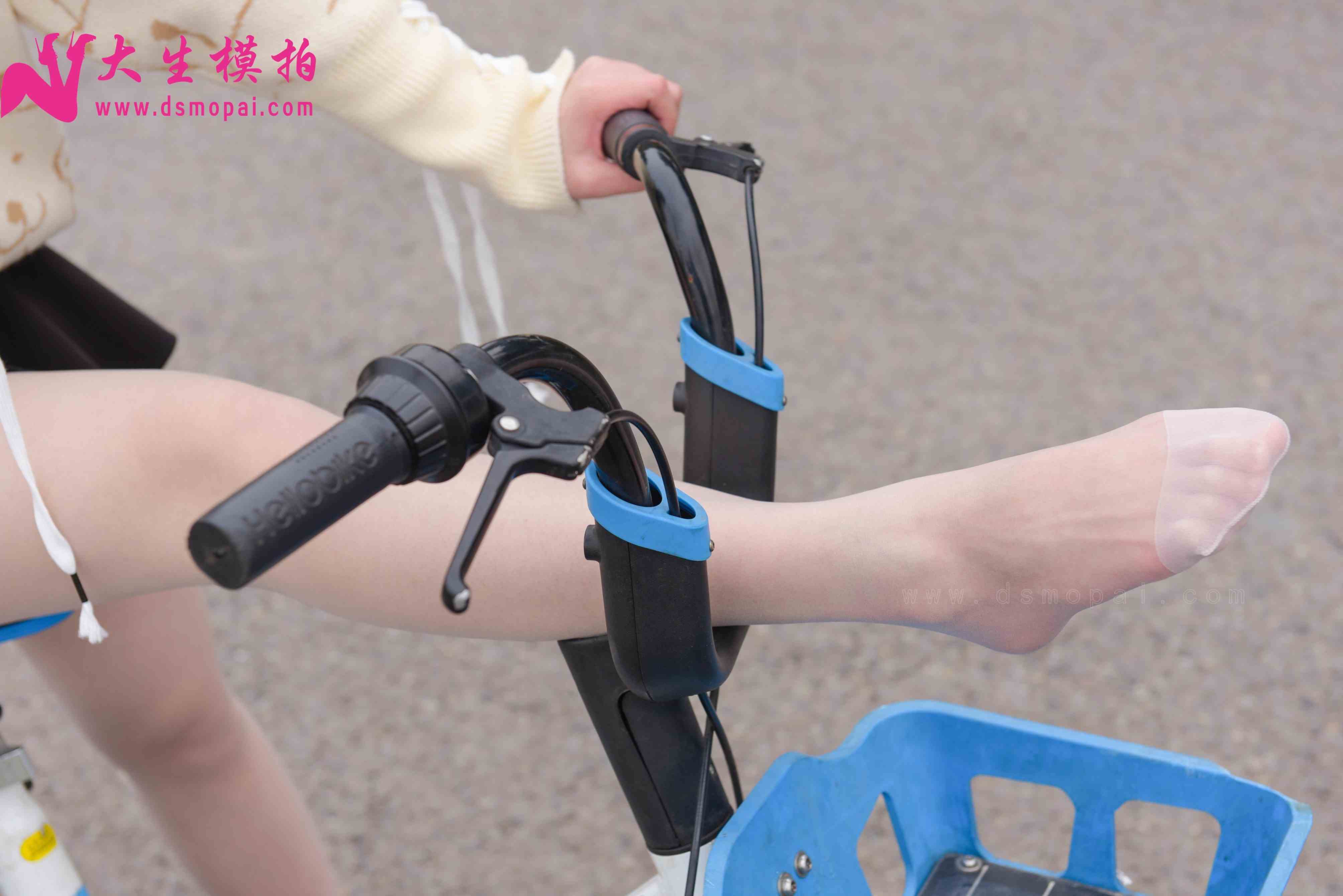 China Beauty Legs and feet 881