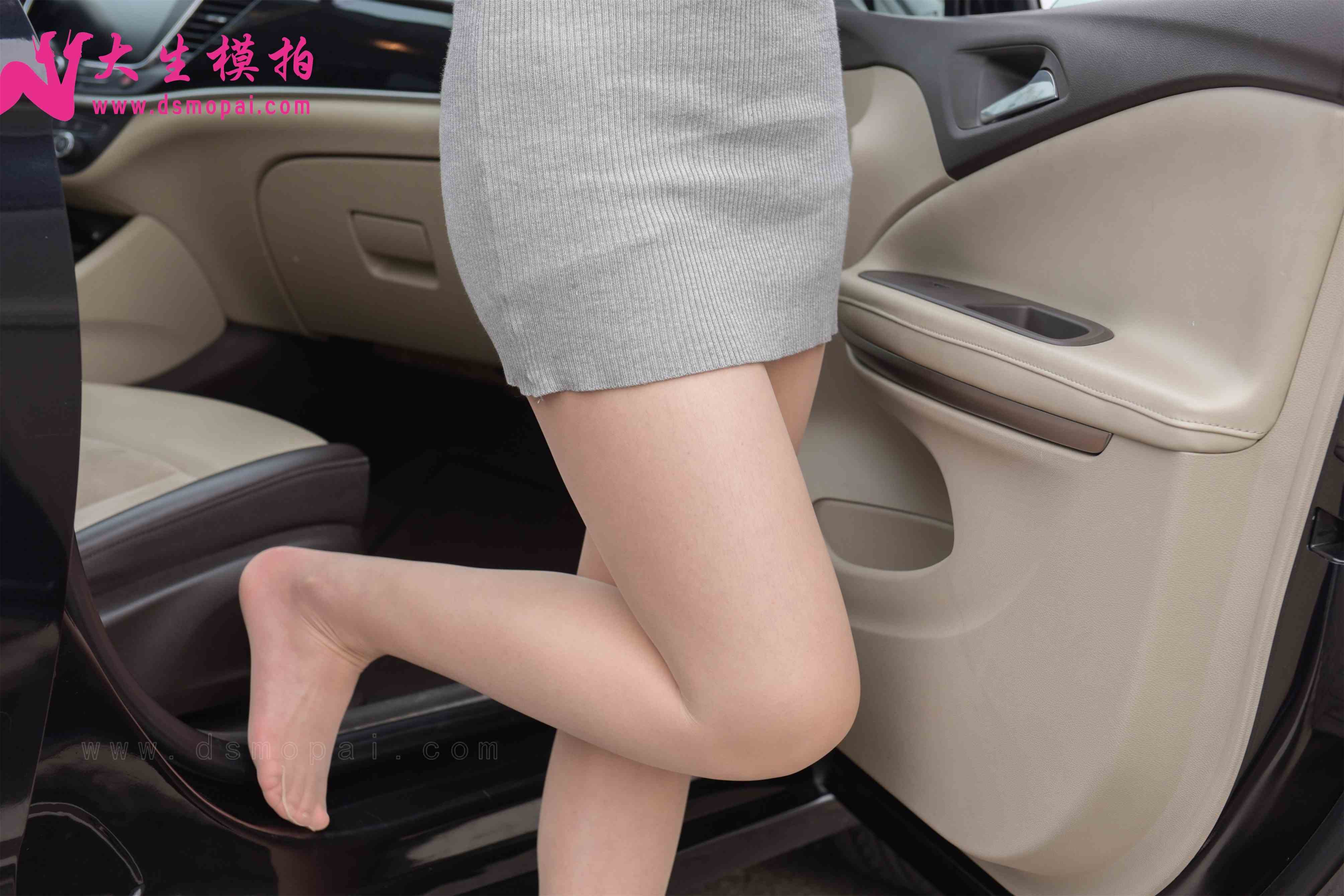 China Beauty Legs and feet 883