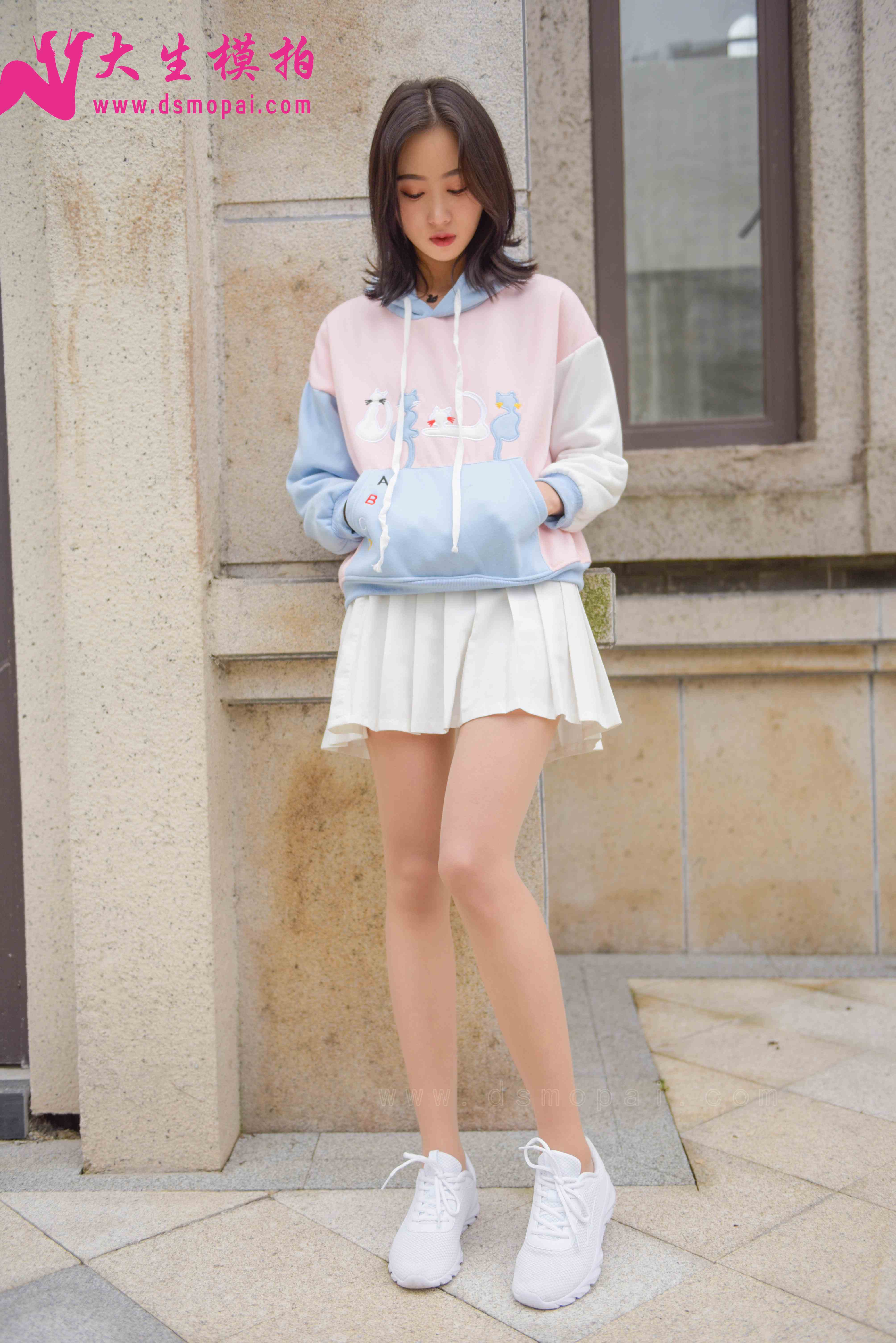 China Beauty Legs and feet 885