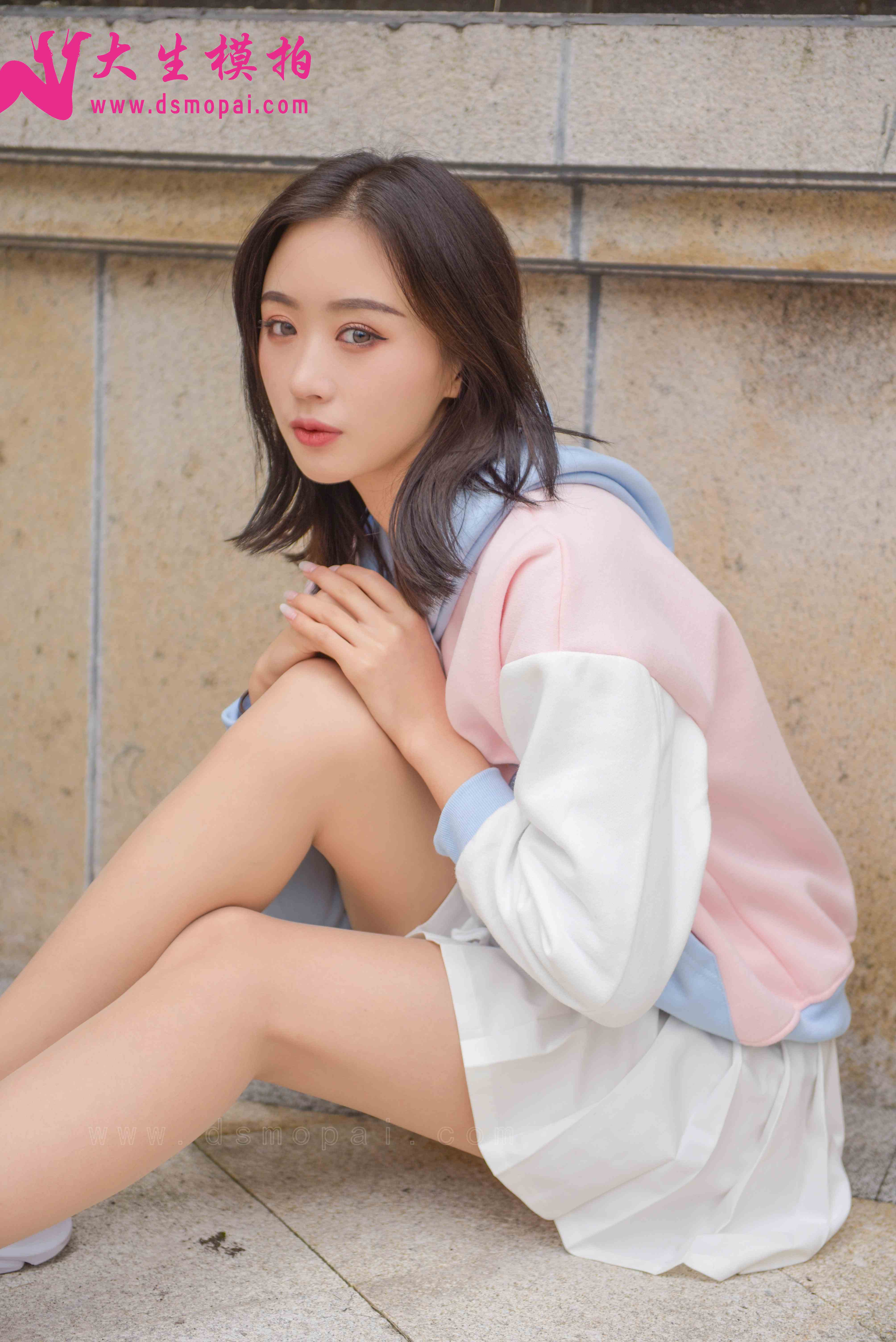 China Beauty Legs and feet 885