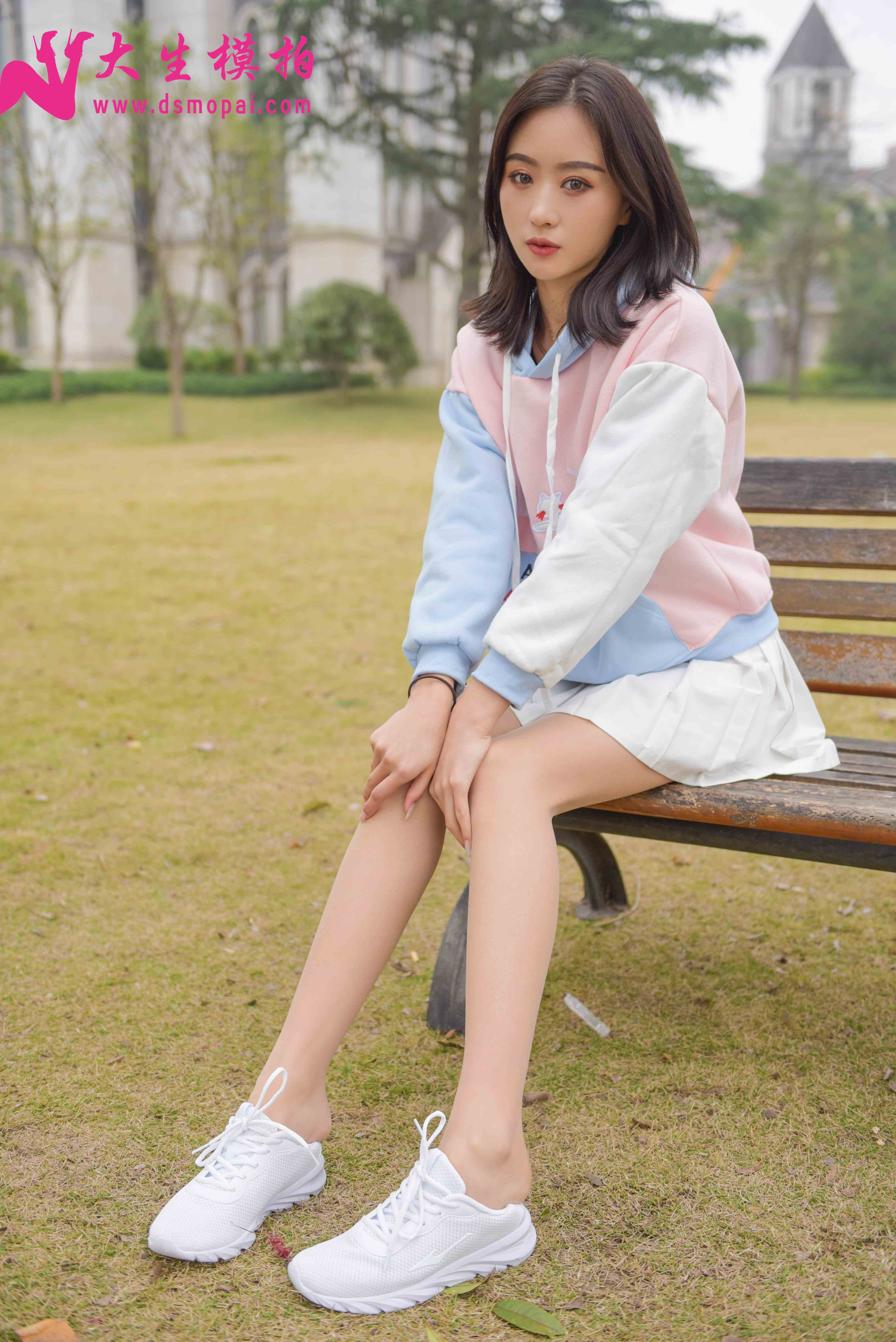 China Beauty Legs and feet 885