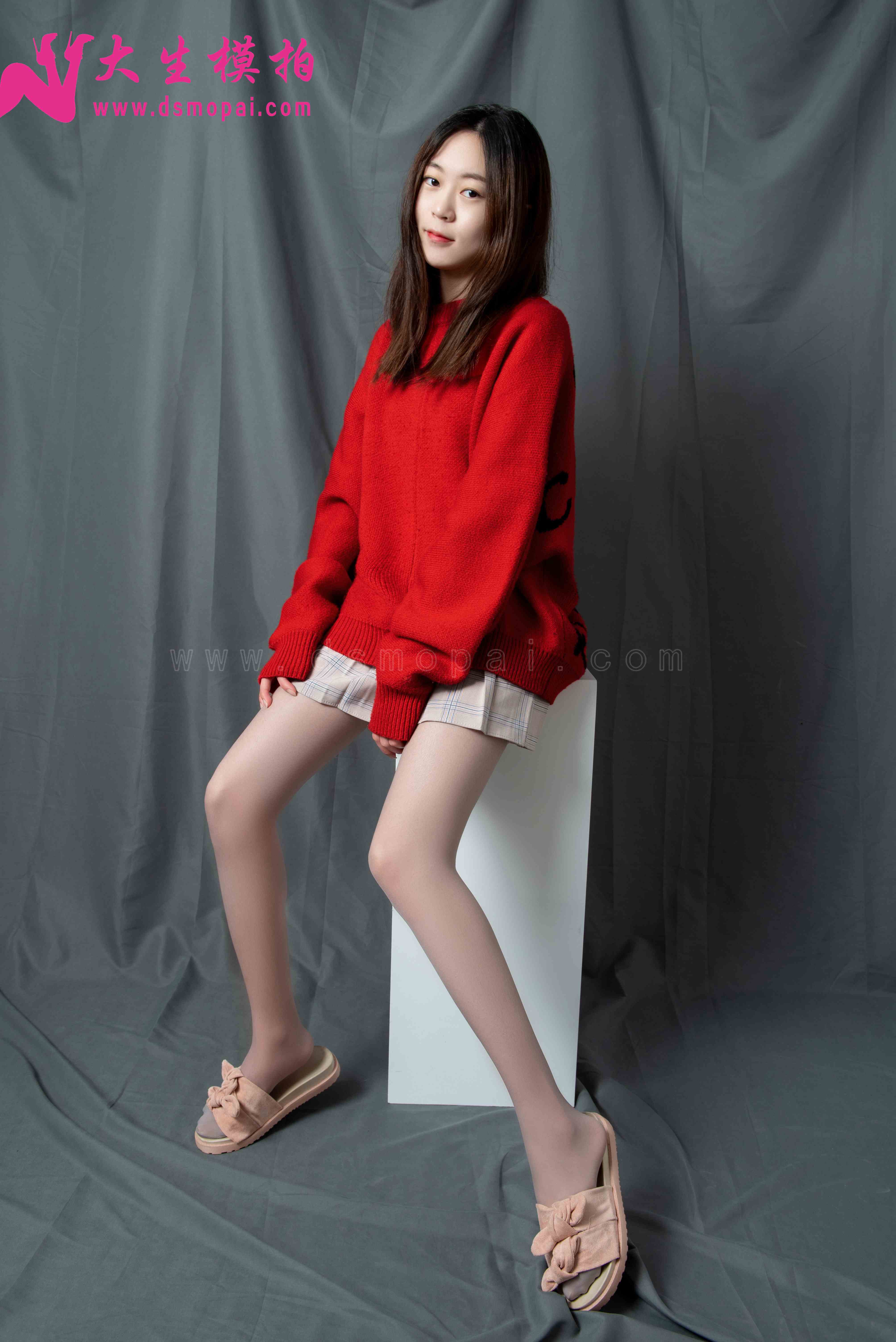 China Beauty Legs and feet 889