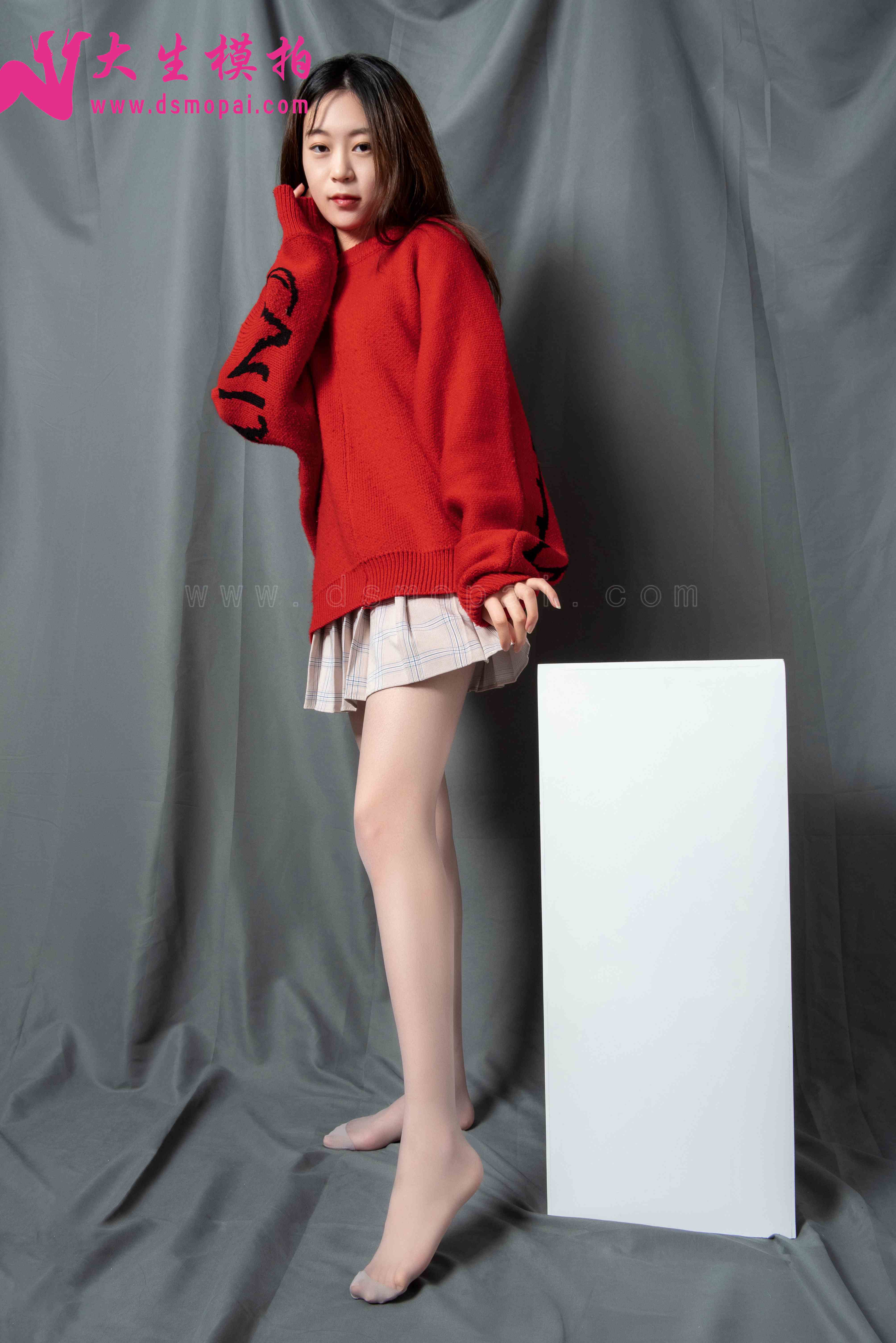 China Beauty Legs and feet 889