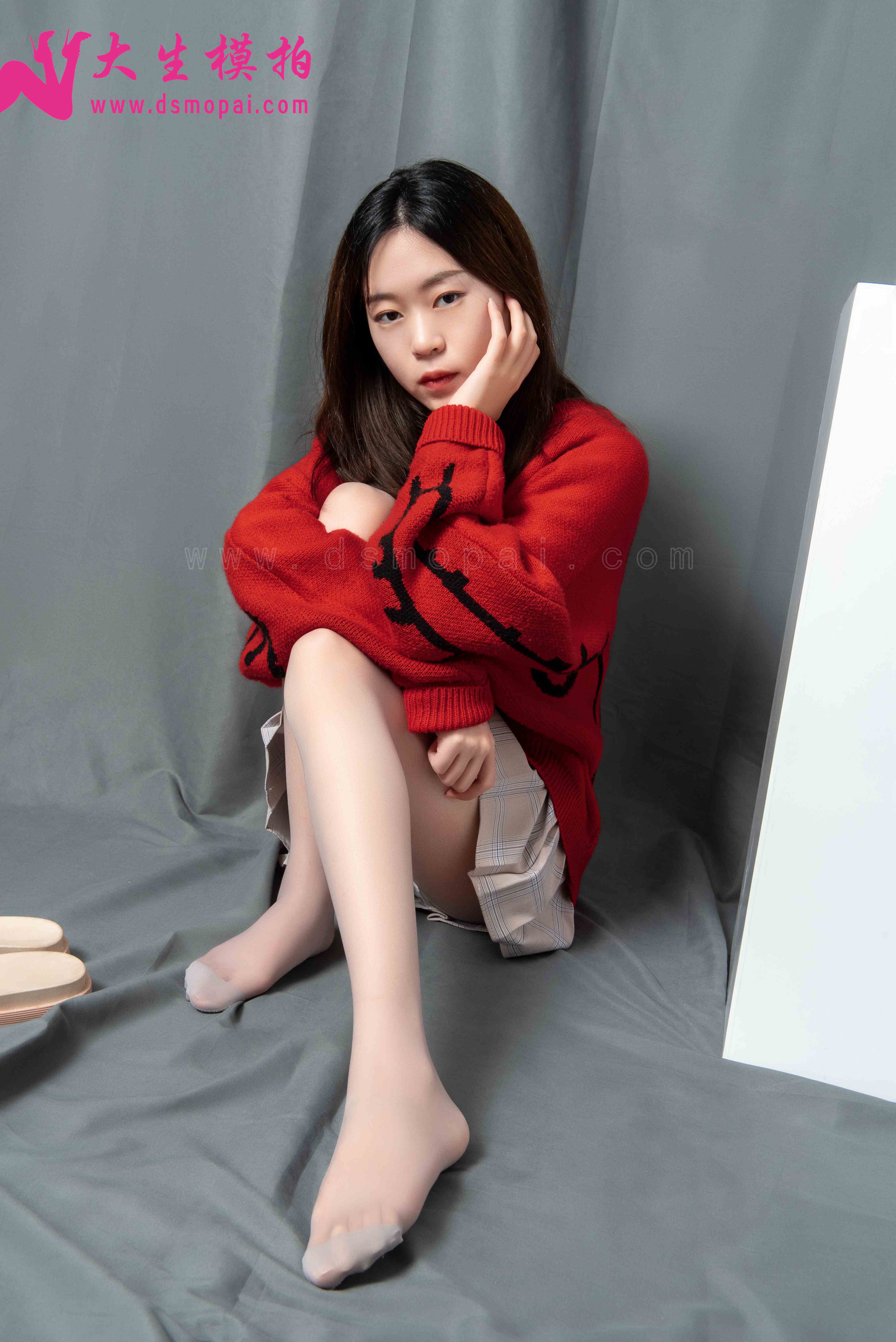 China Beauty Legs and feet 889