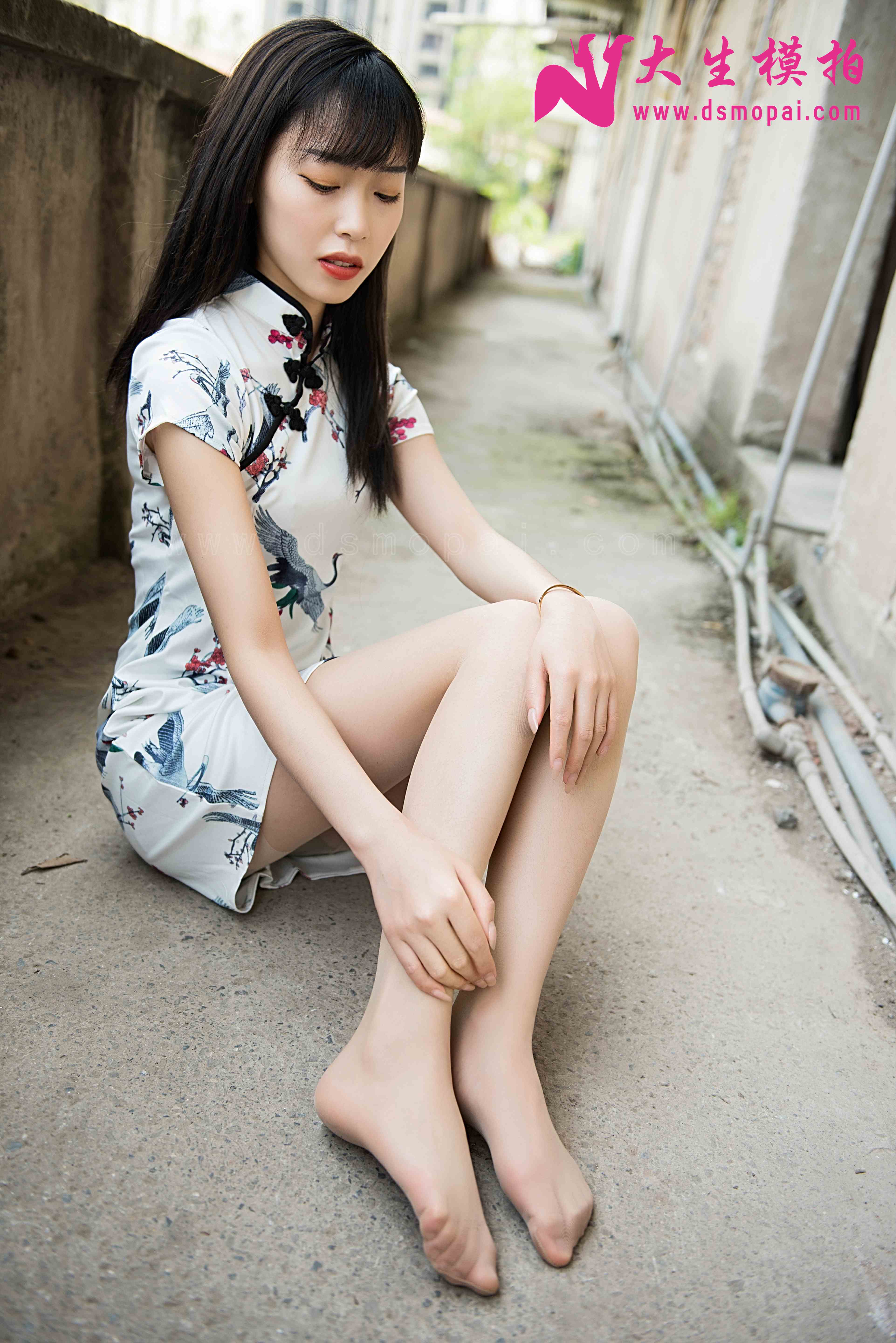 China Beauty Legs and feet 890