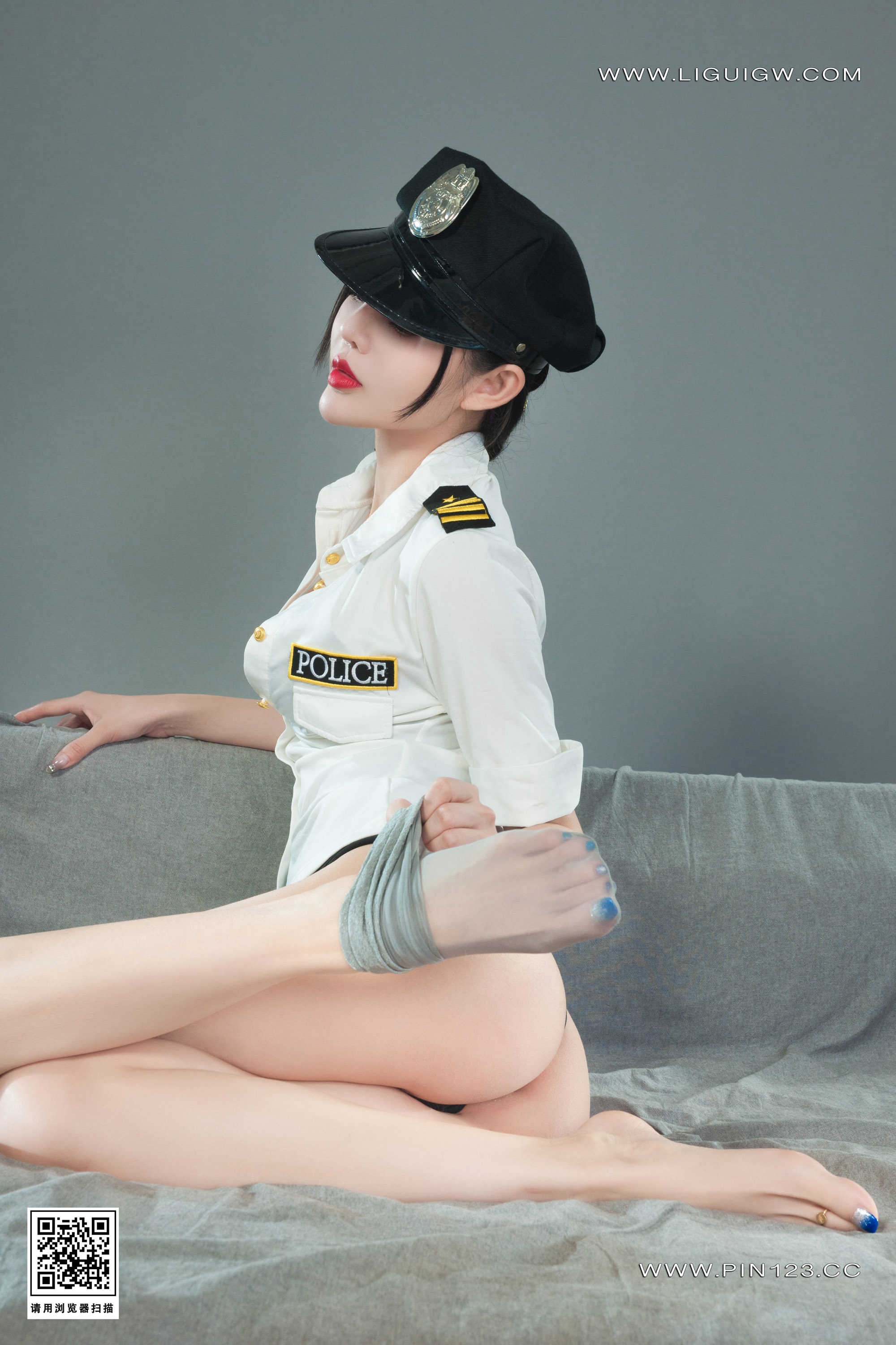 Chinese lady bondage 552