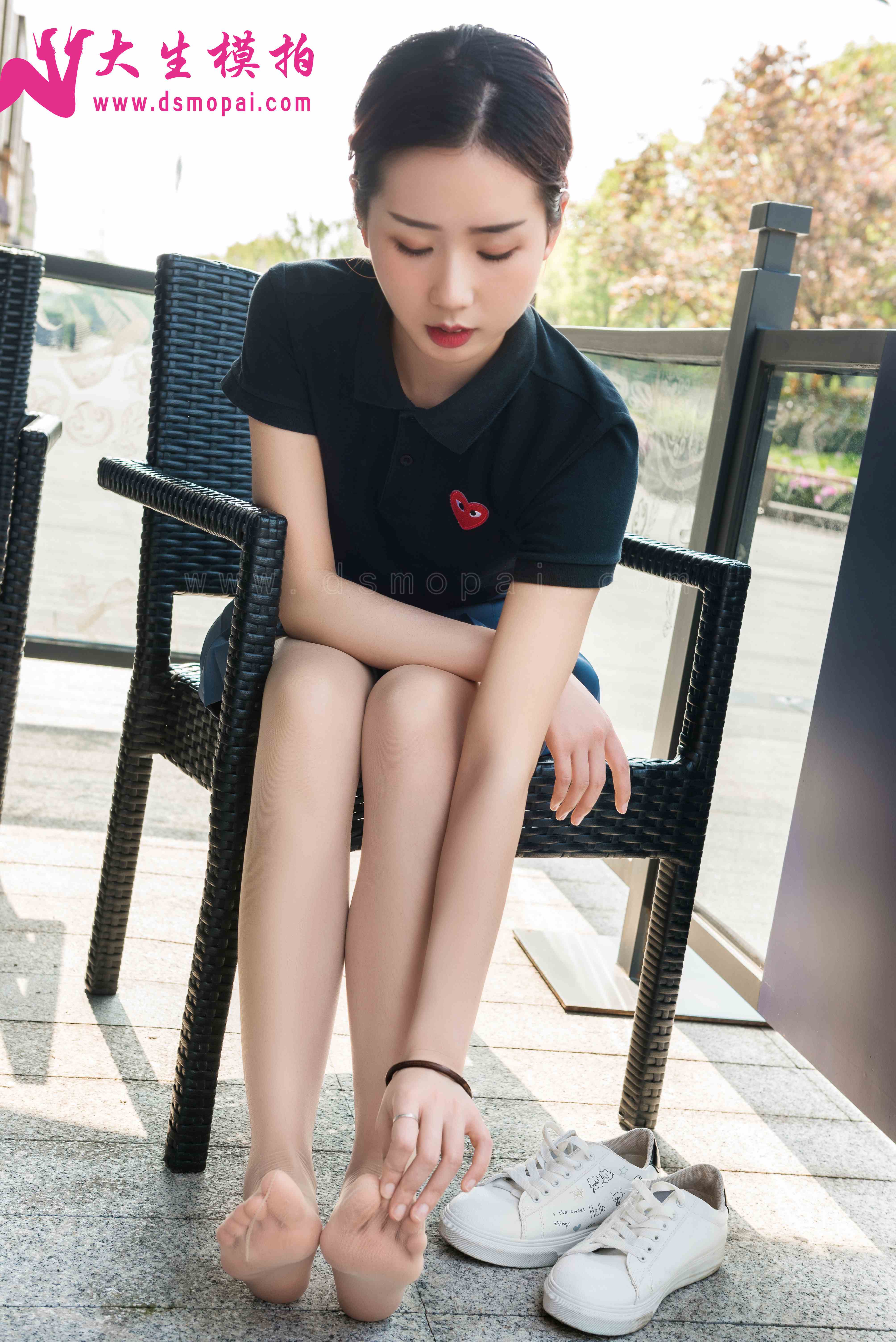 China Beauty Legs and feet 893