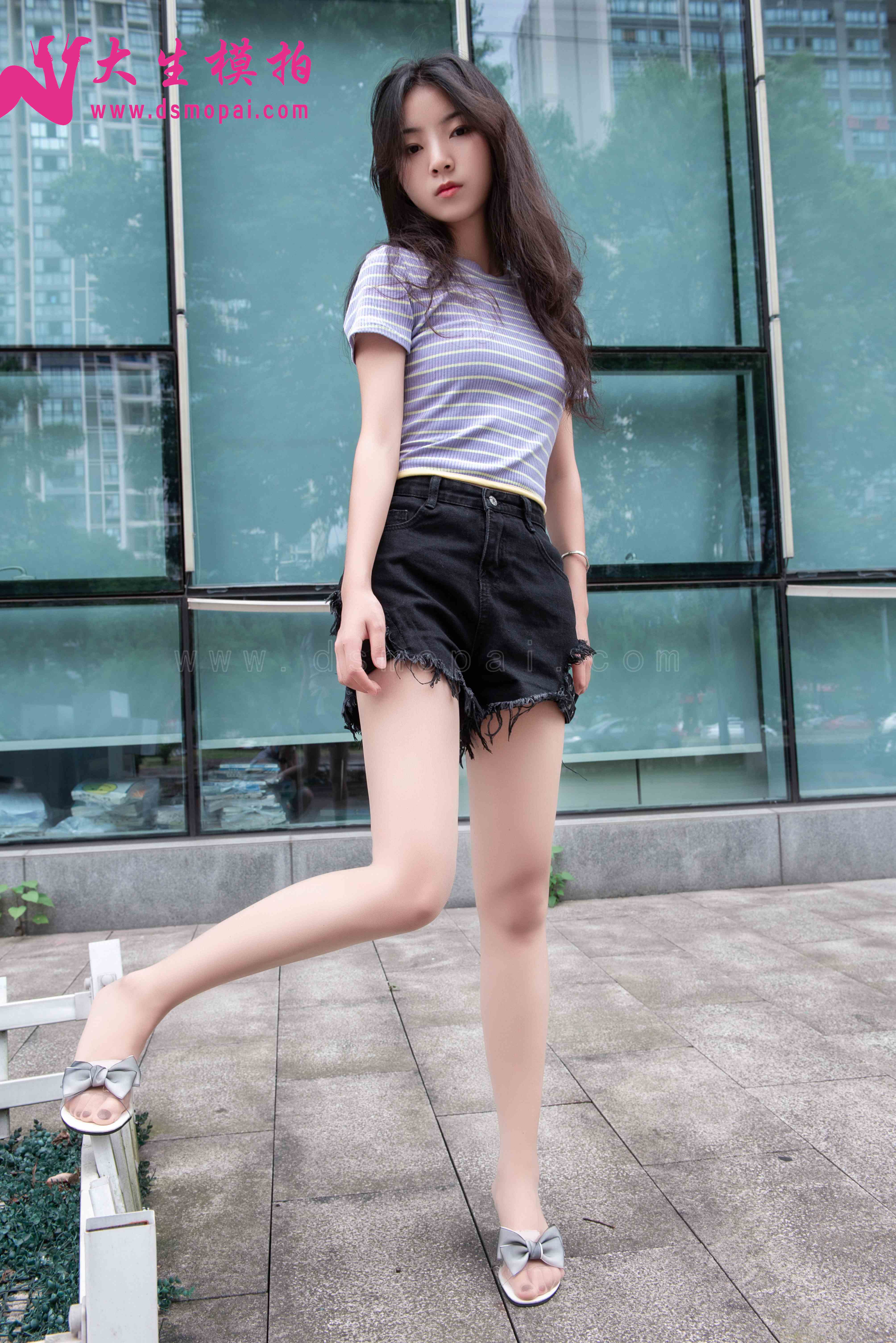 China Beauty Legs and feet 894