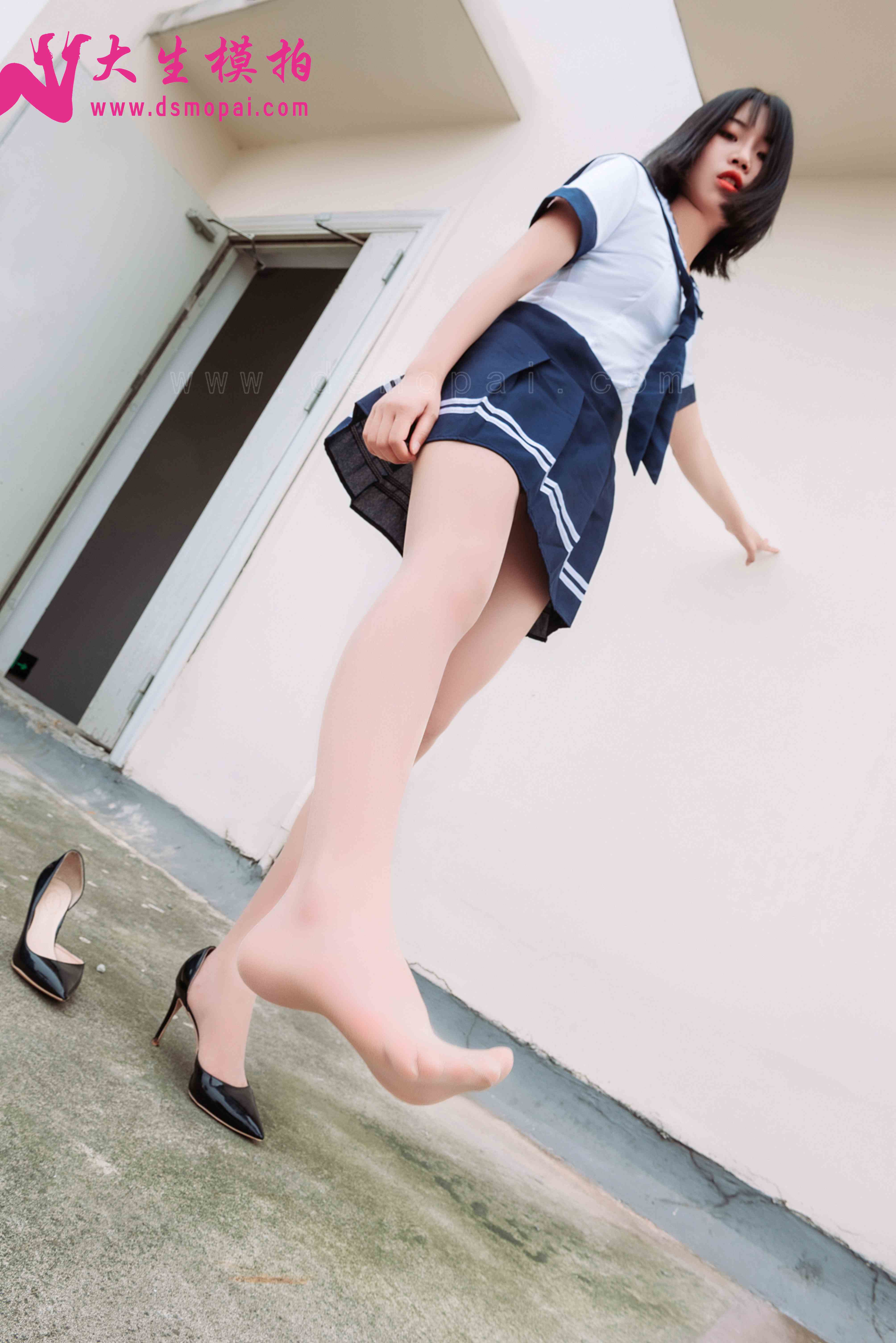 China Beauty Legs and feet 895