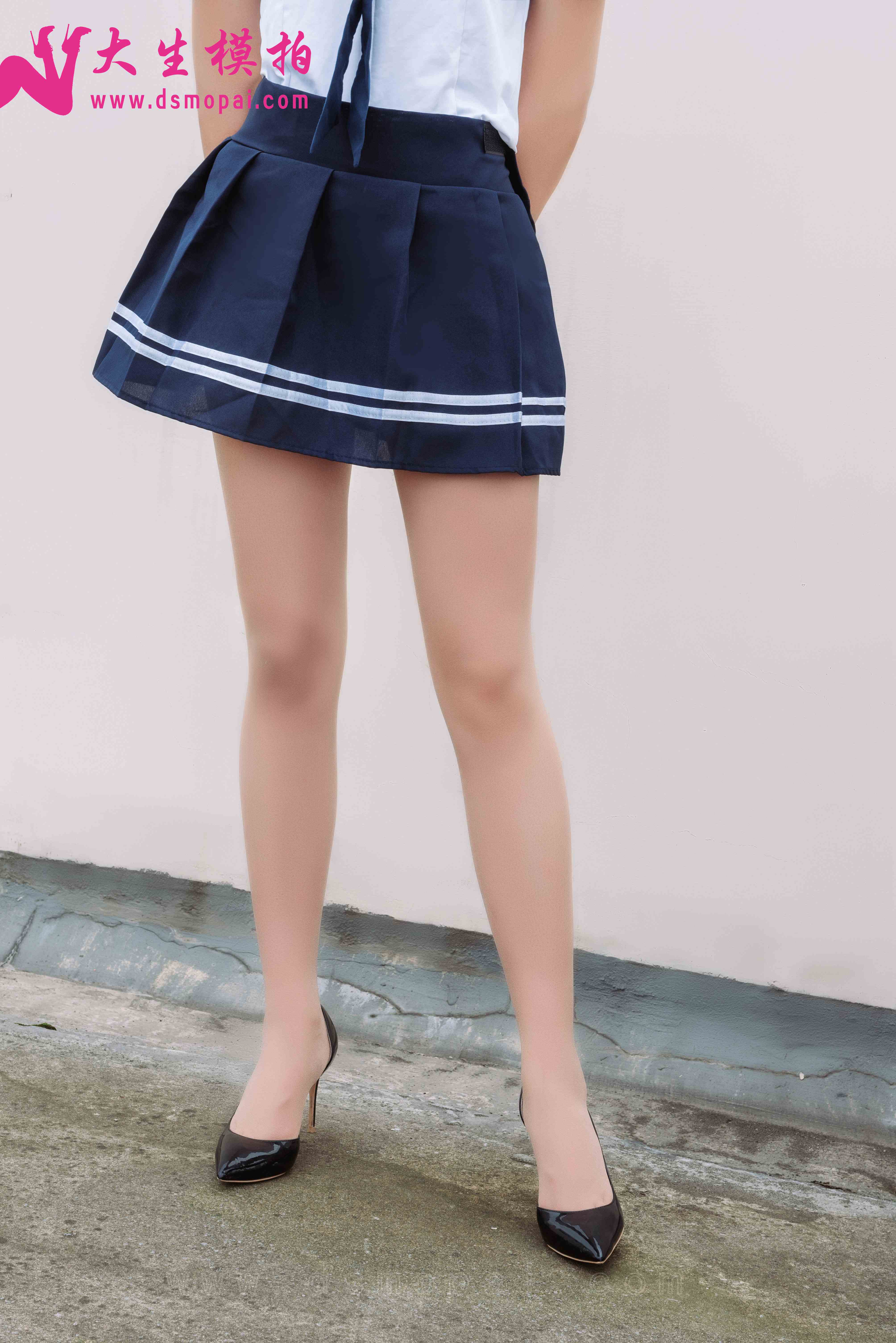 China Beauty Legs and feet 895