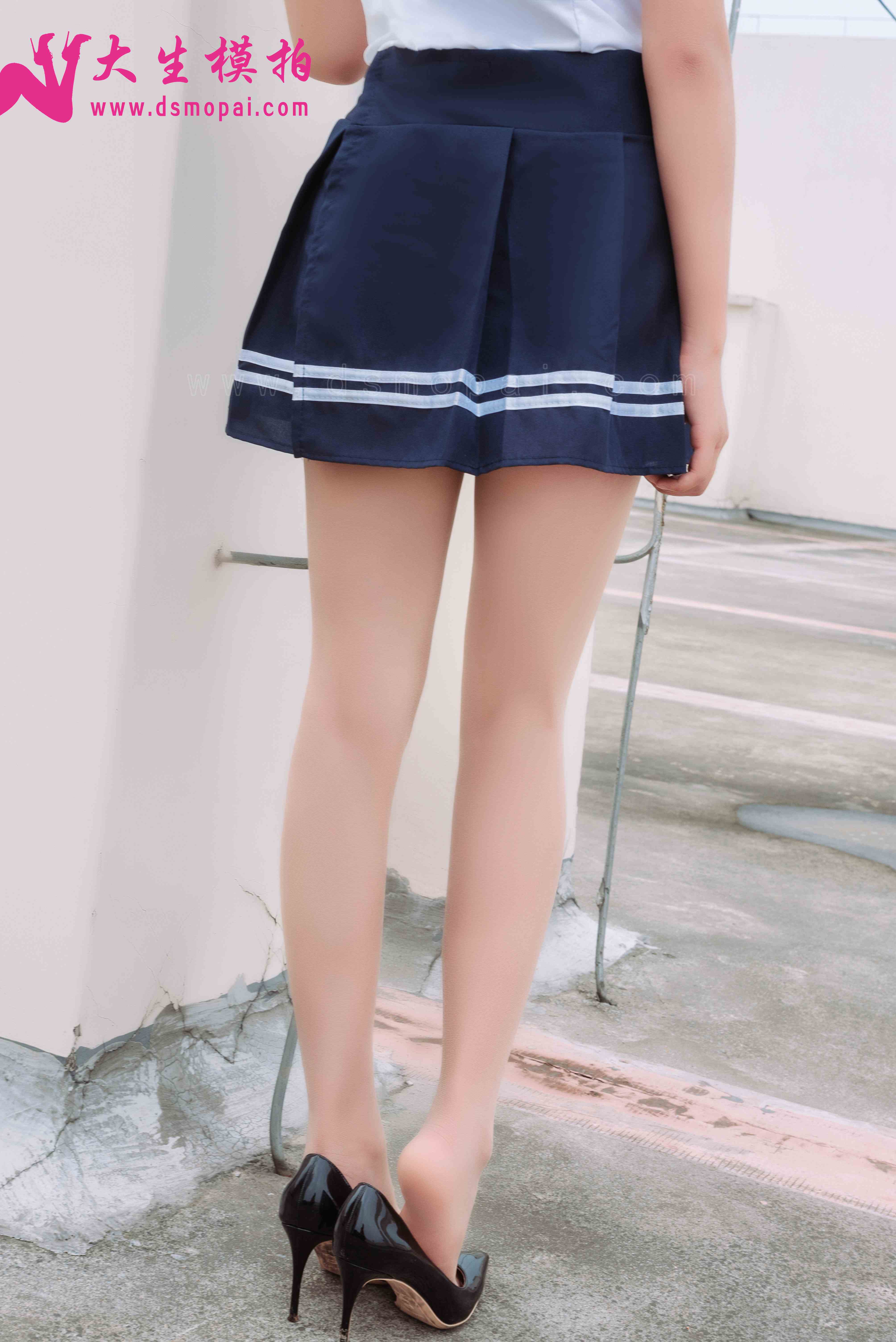 China Beauty Legs and feet 895