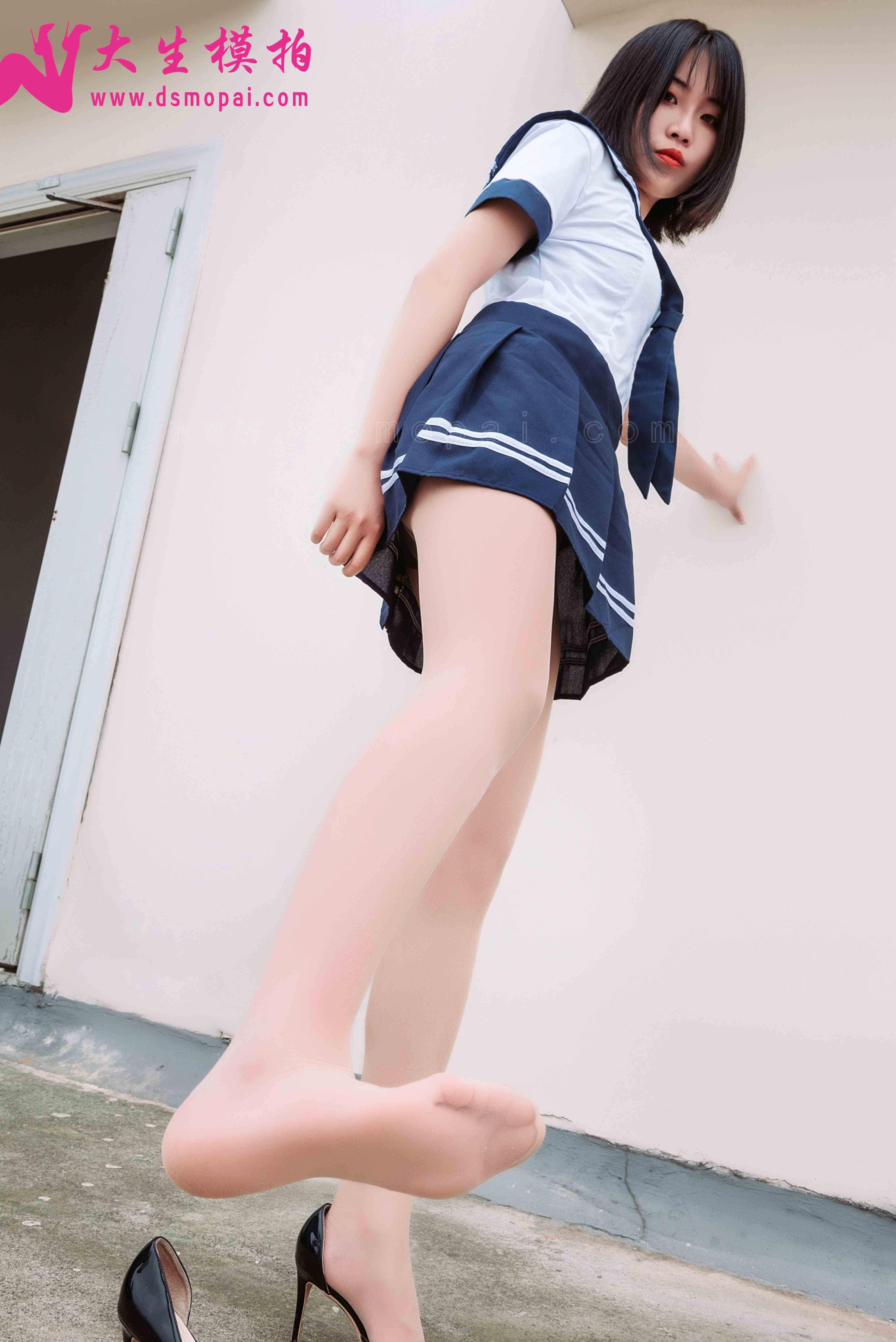 China Beauty Legs and feet 895