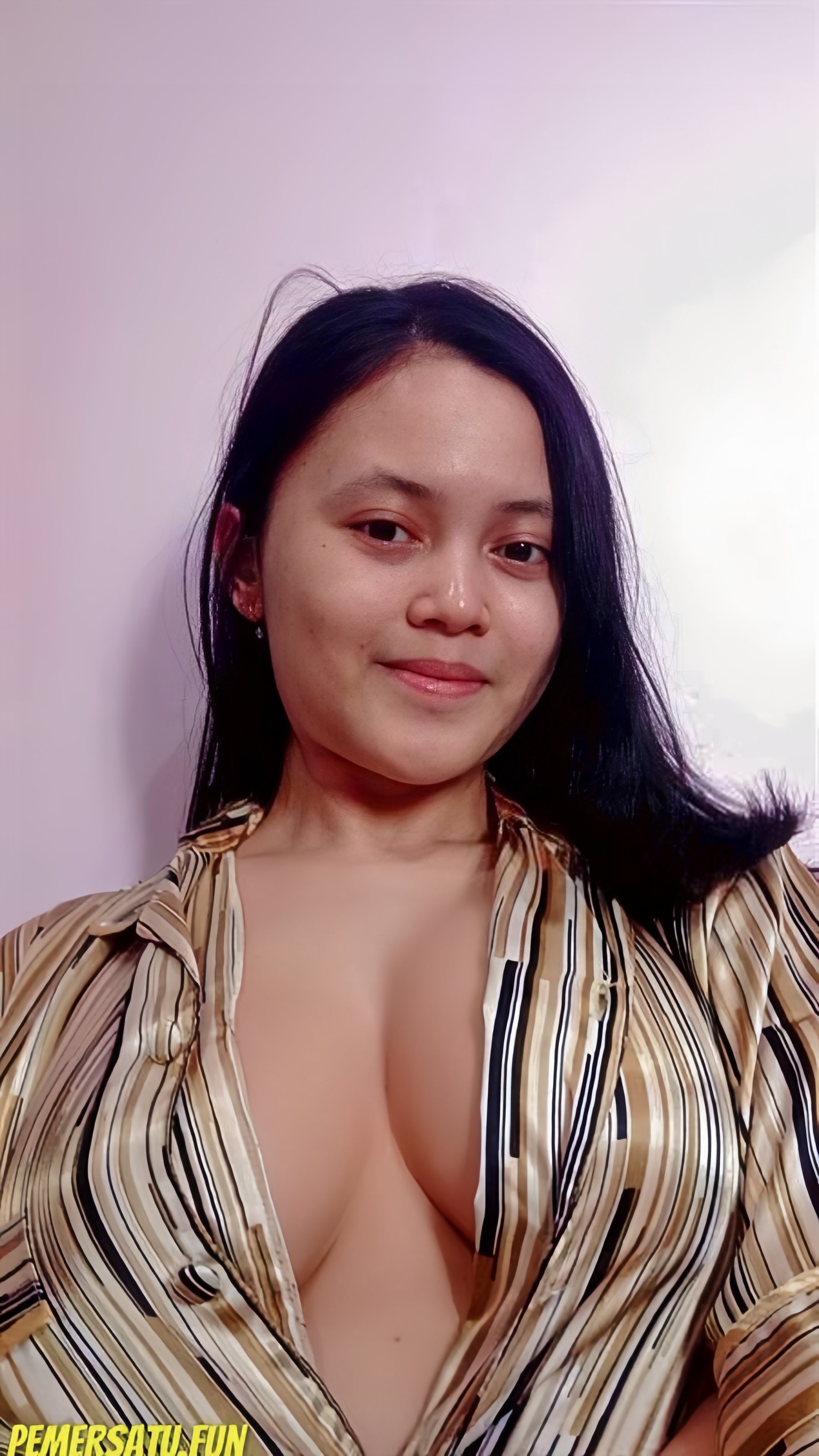 Gadis melayu pamer meki