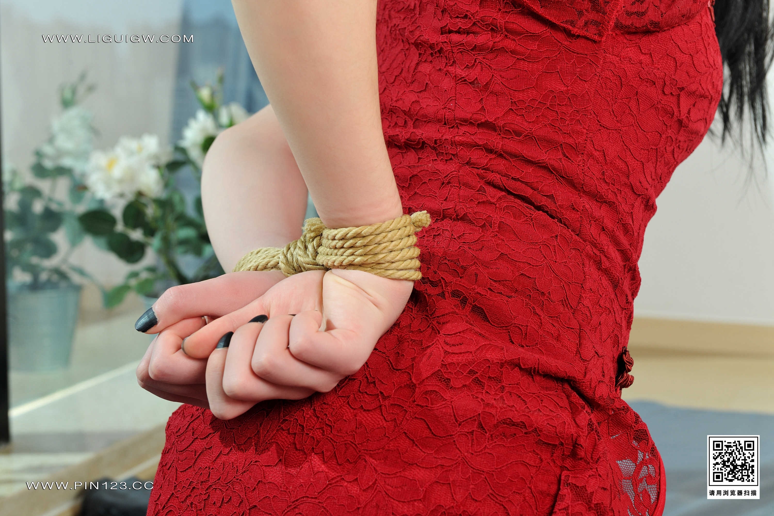 Chinese lady bondage 560