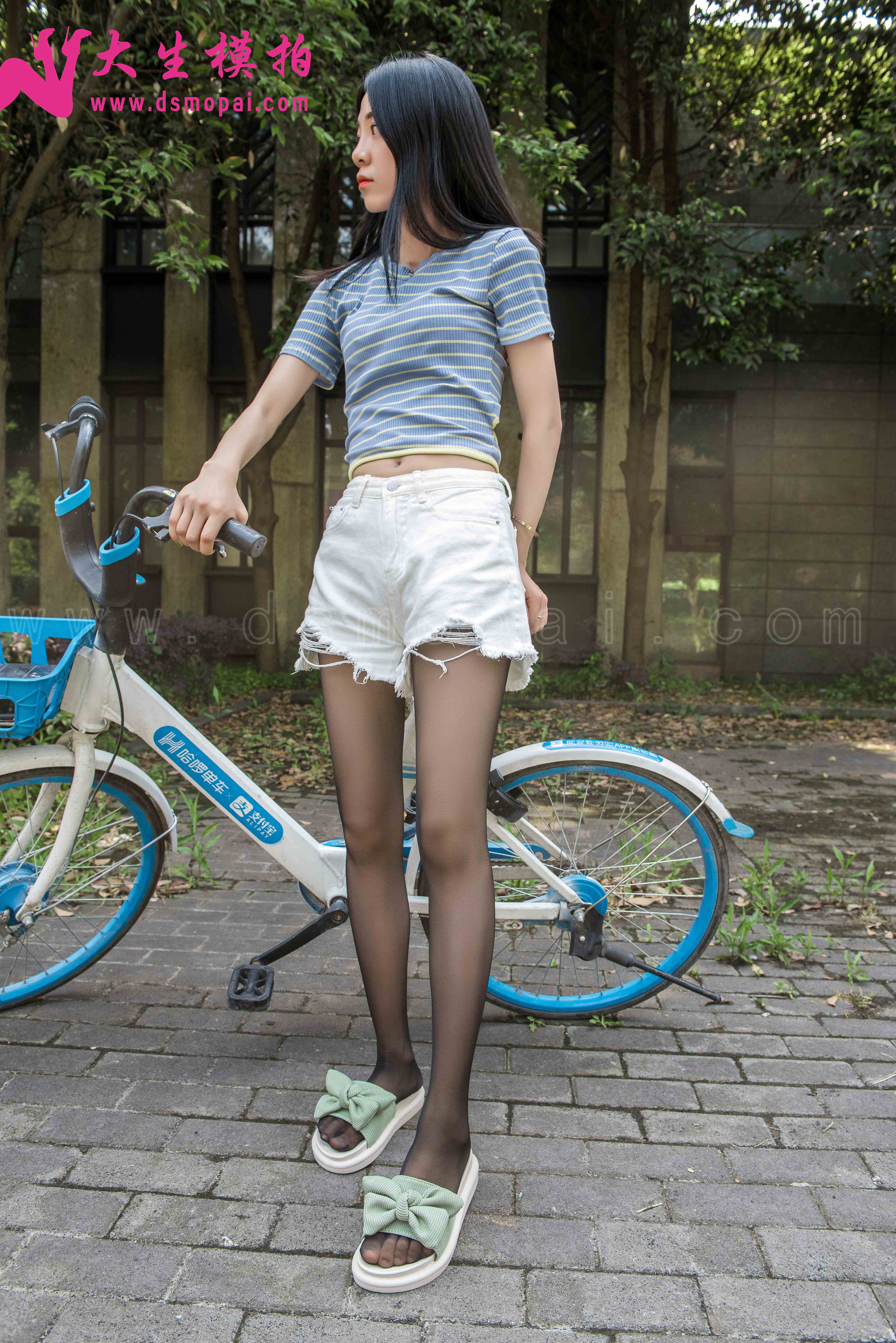 China Beauty Legs and feet 899