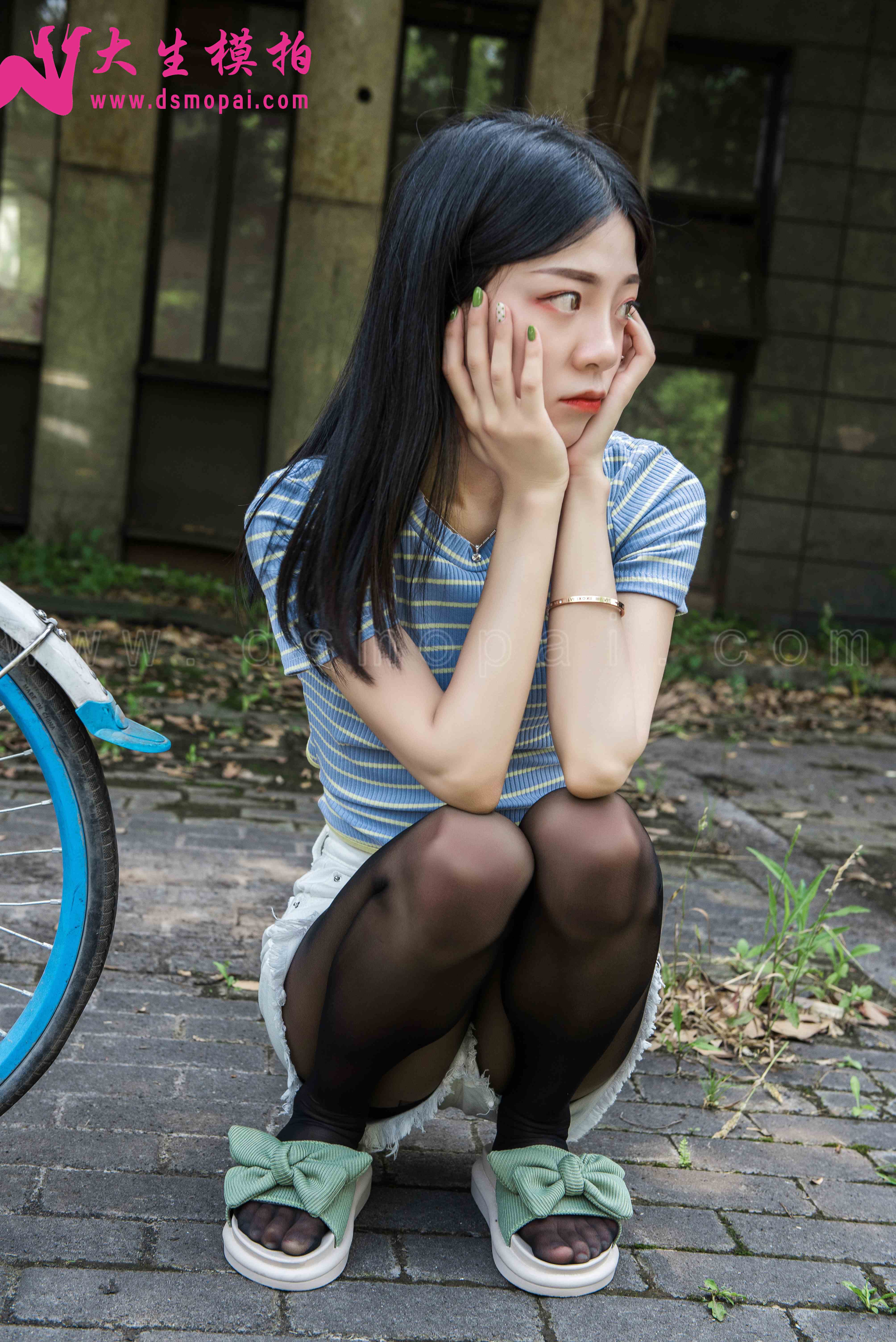 China Beauty Legs and feet 899