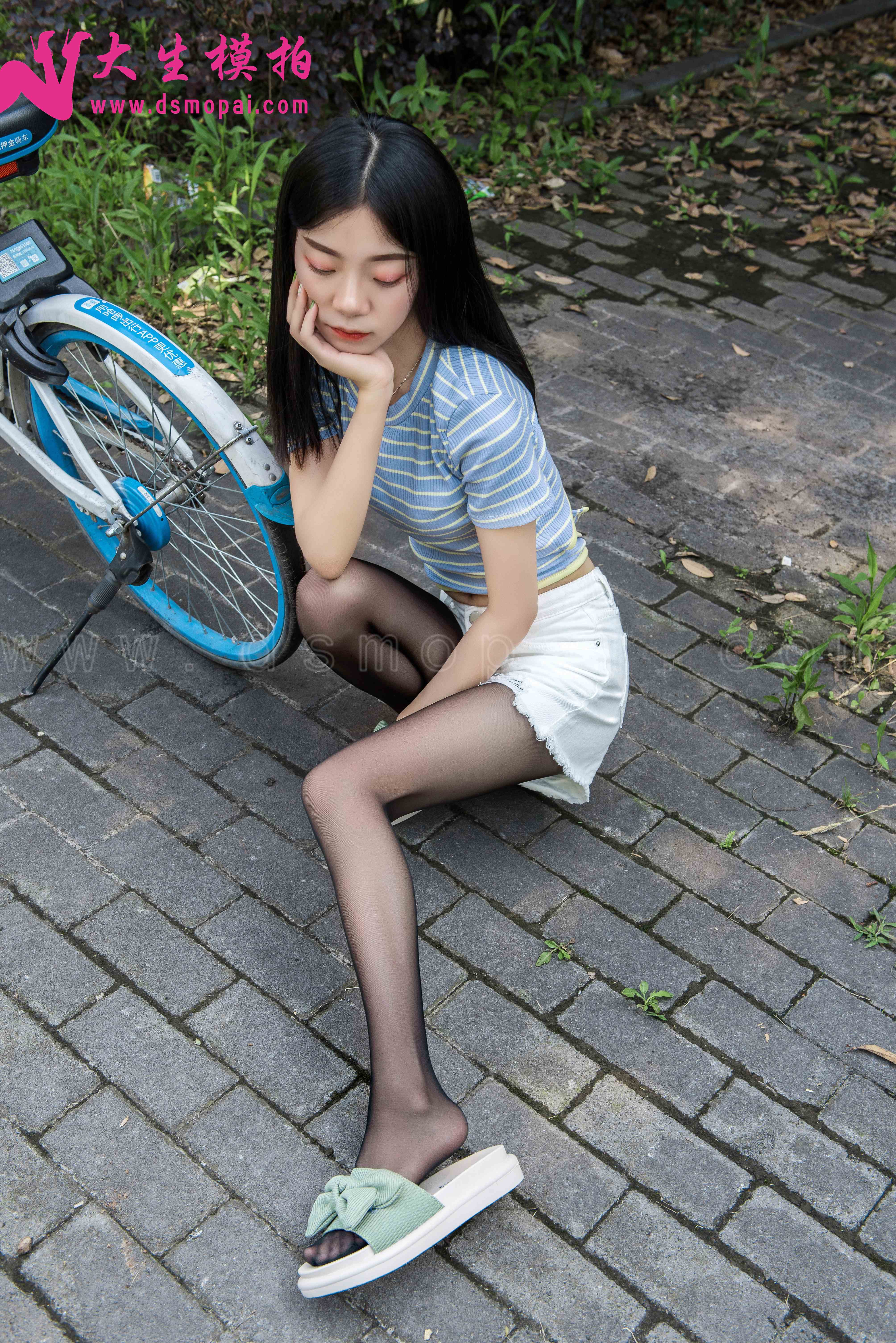 China Beauty Legs and feet 899